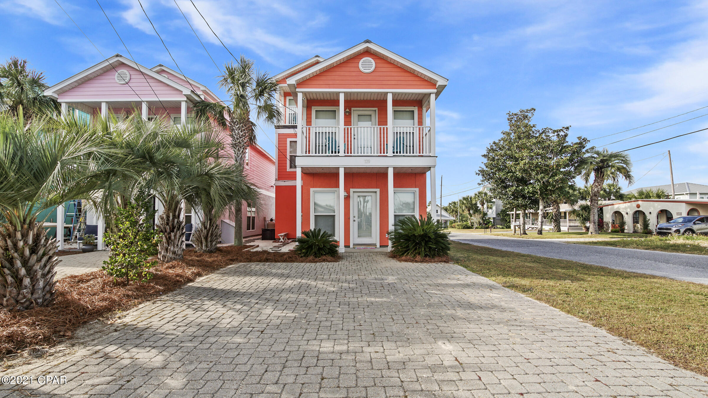 Laguna Beach Estates 2nd Add - Residential