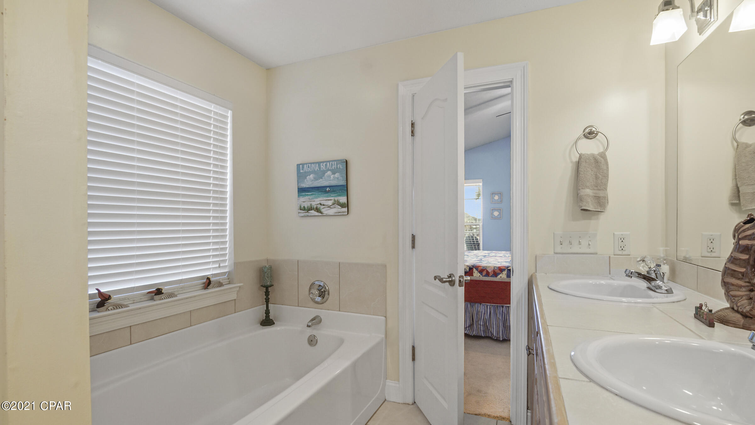 Laguna Beach Estates 2nd Add - Residential