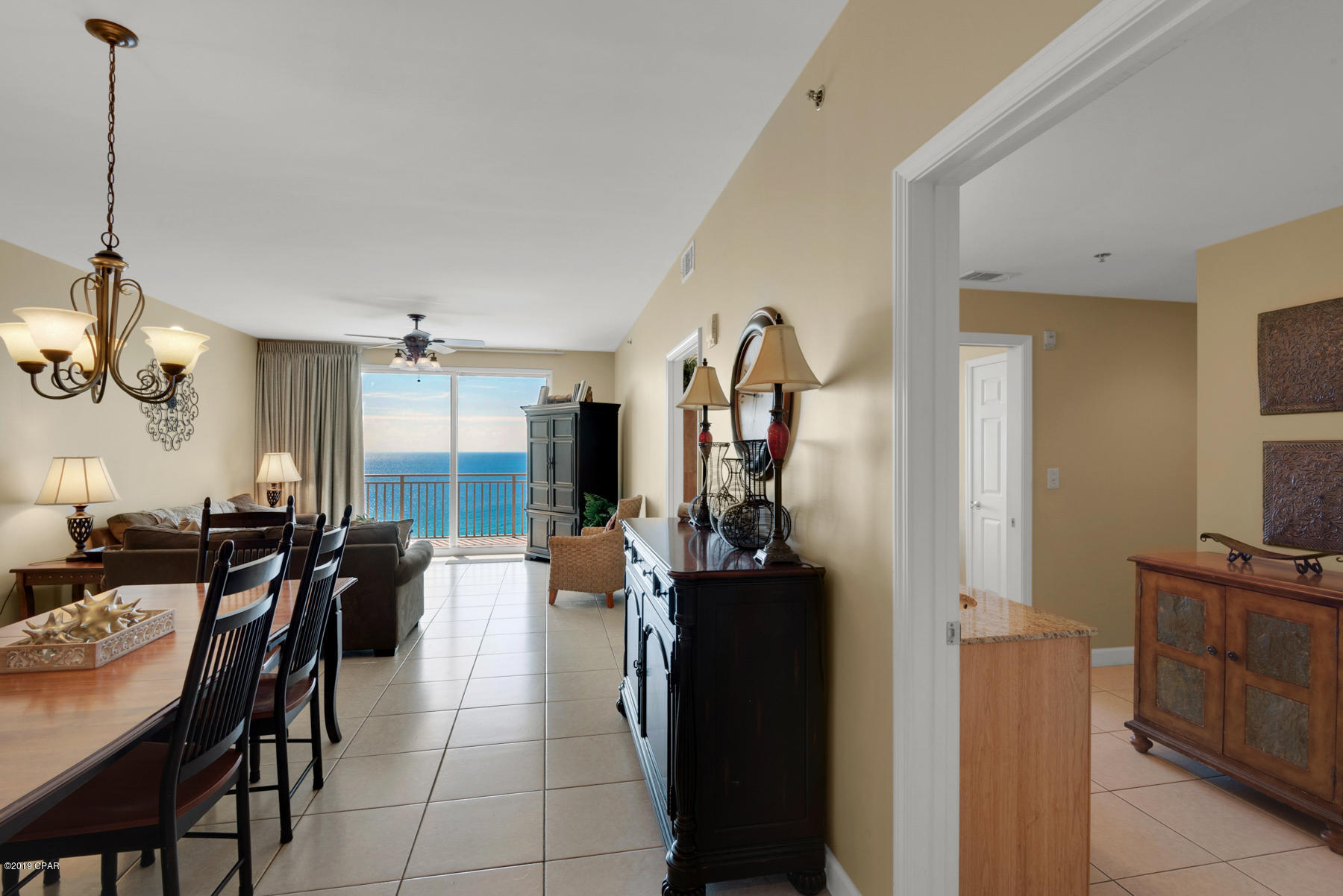 Splash Condo - Residential