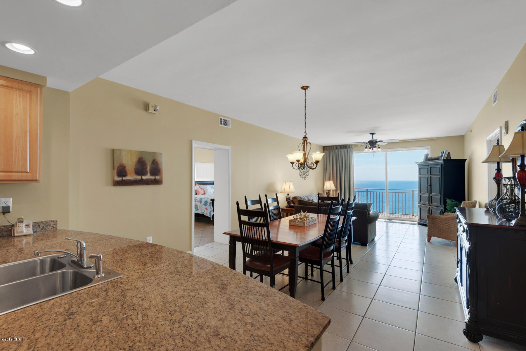 Splash Condo - Residential