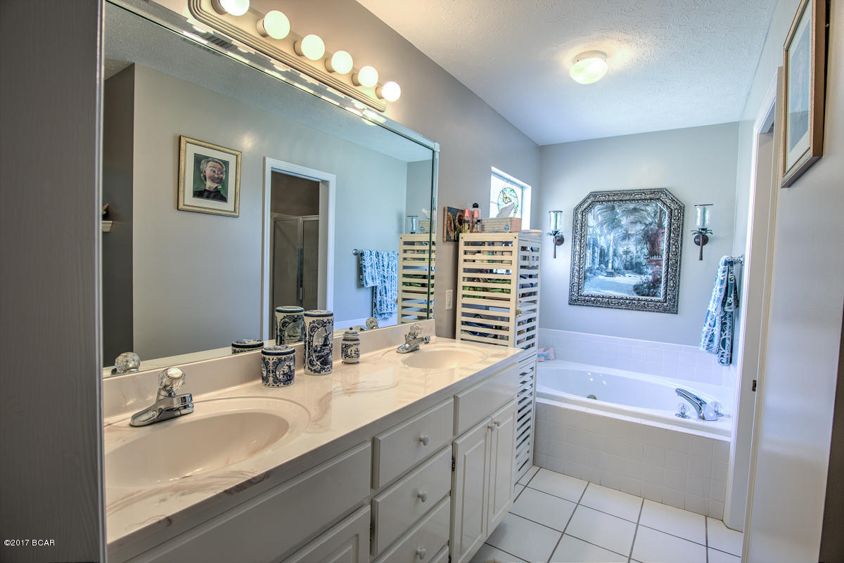 Mowat Highlands Ph VIII - Residential