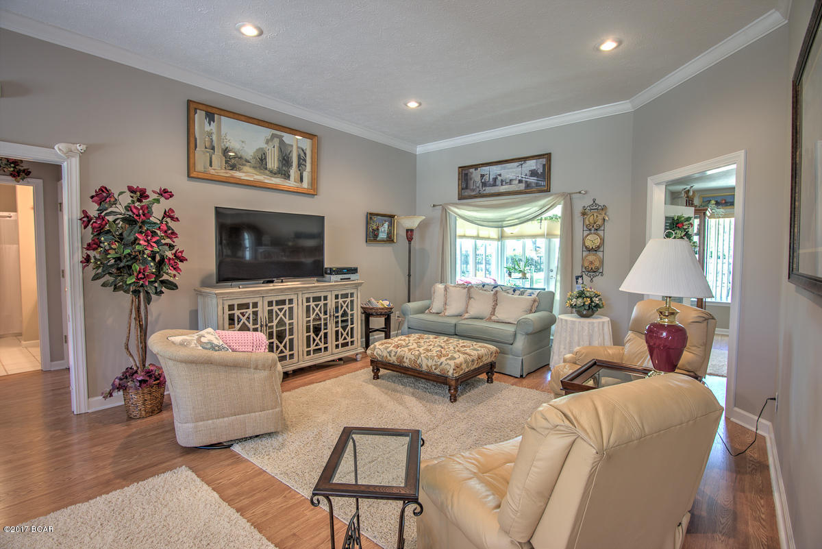 Mowat Highlands Ph VIII - Residential