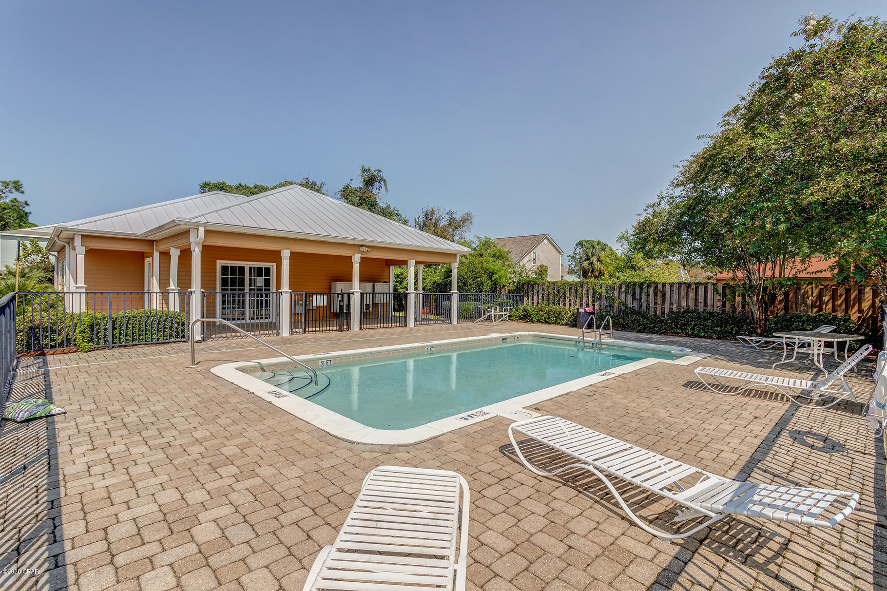 Hidden Lagoon - Residential