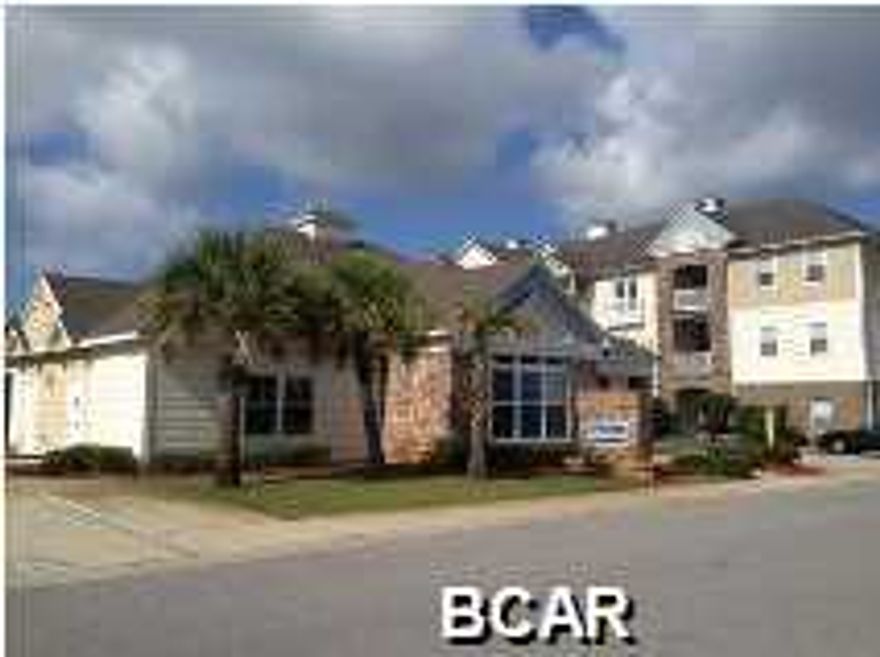 Villas At Suncrest - This is a 2 bedroom, 2 bath town home with garage located in the heart of Panama City Beach. Just minutes form the Navy Base and a short drive to Pier Park. The Villas at Suncrest is a gated community featuring a community pool, club house, gated entrance and most units include a garage. Units all include all utilities except electricity - water, sewer, trash, basic cable, internet and local phone service. Units also feature spacious floor plans with granite counter tops, split bedroom plans, and washer and dryer hook ups.