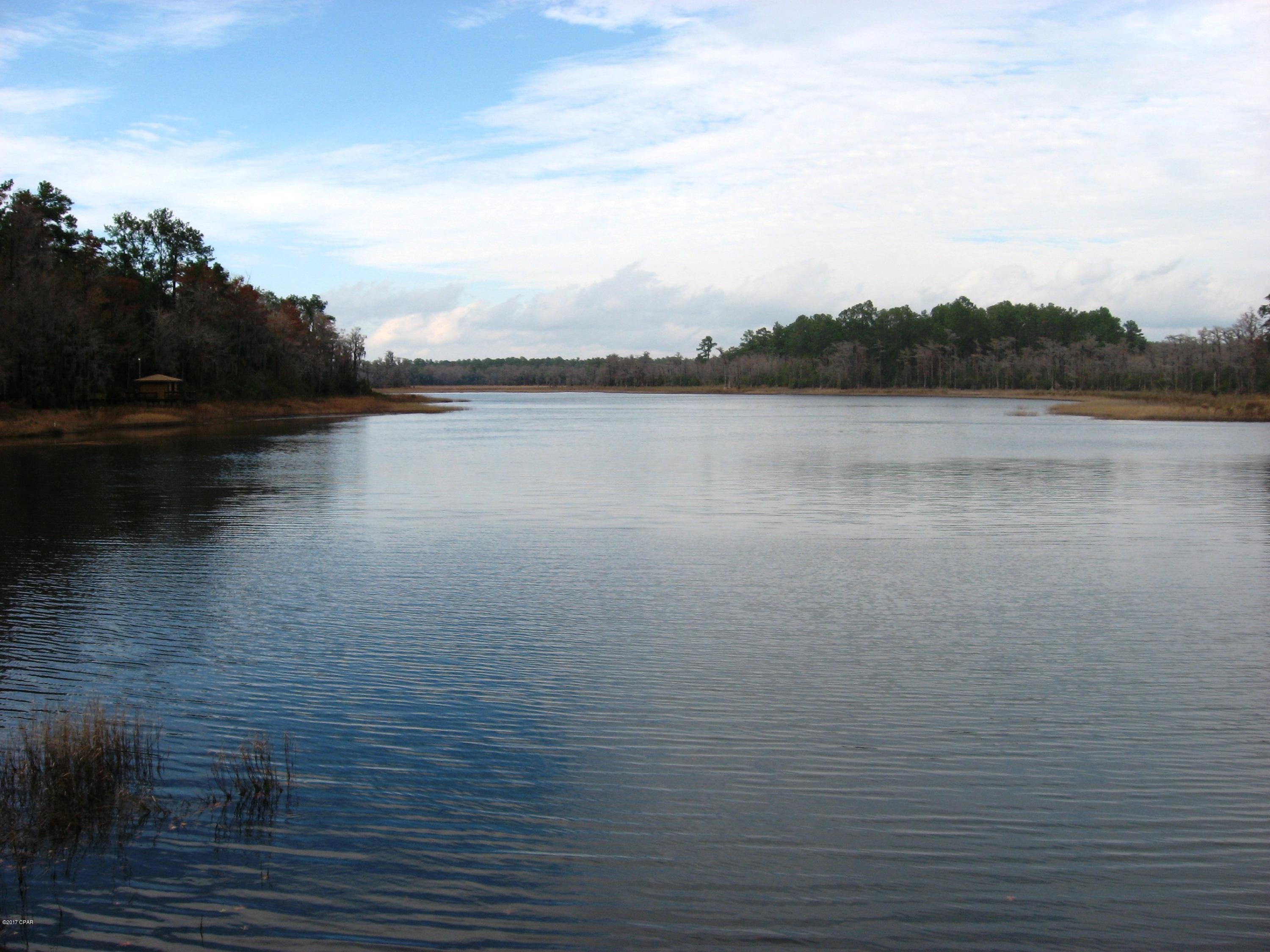 Paradise Lakes - Land