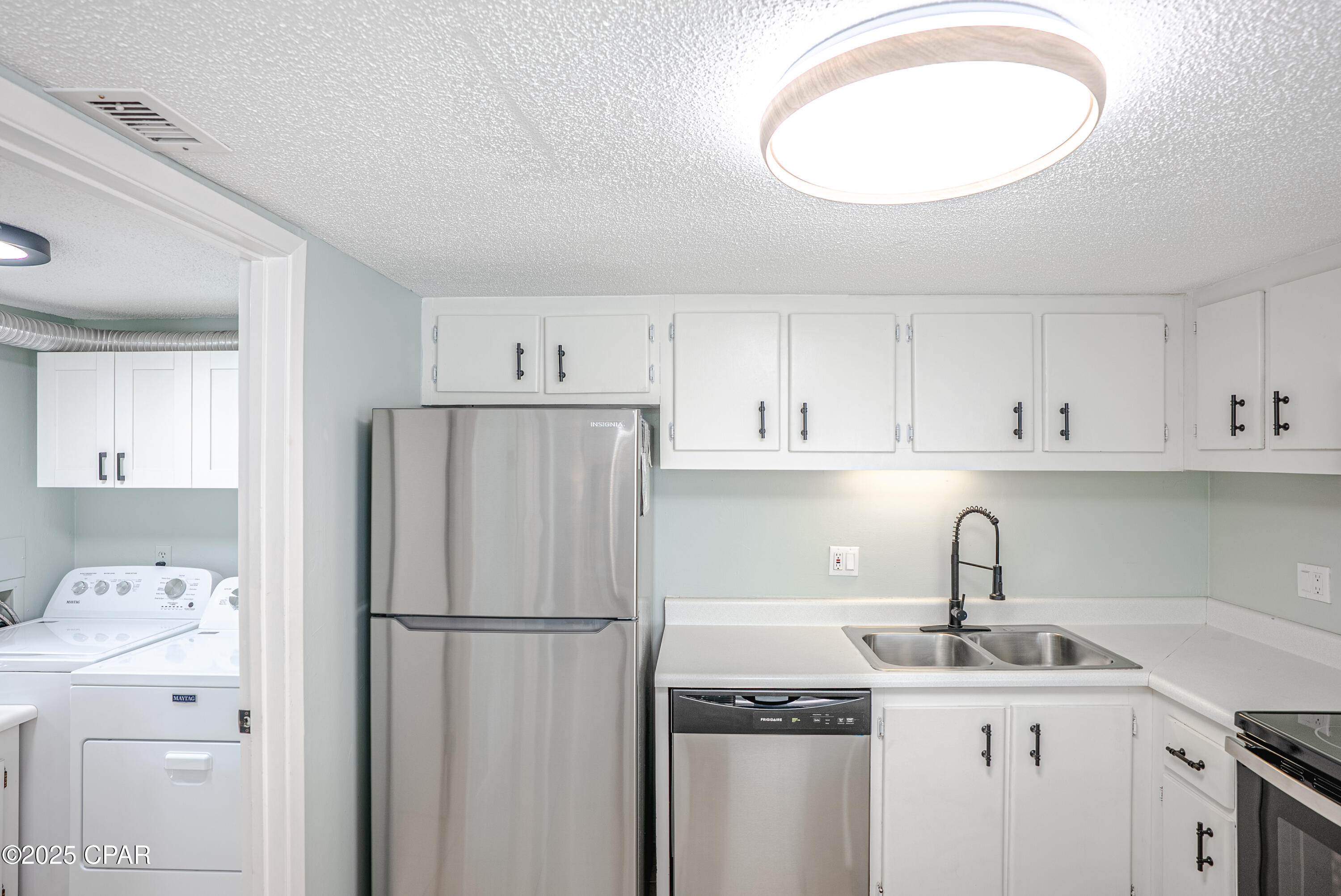 Pinnacle Port Condo - Residential