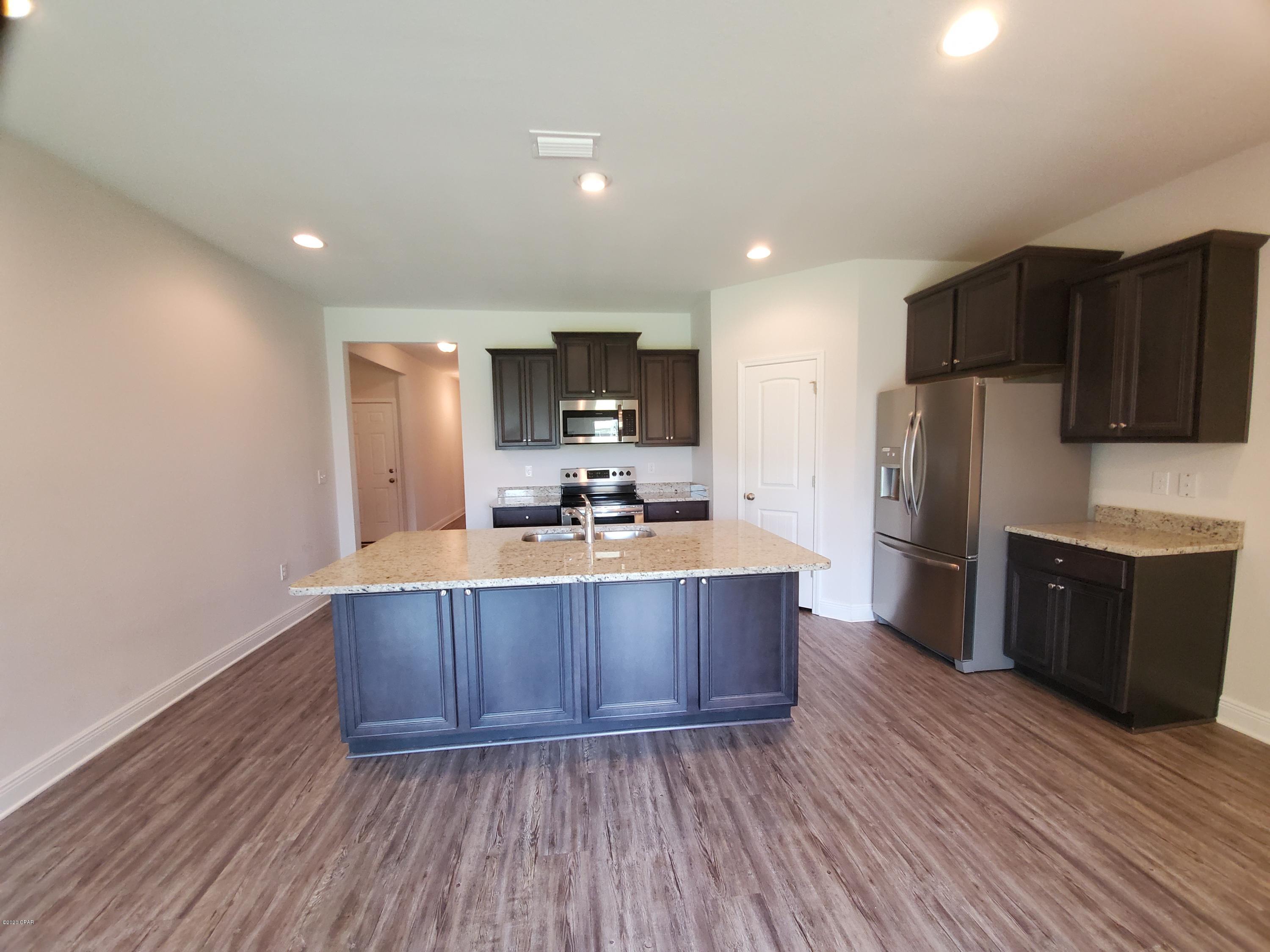 [No Recorded Subdiv] - Residential Lease