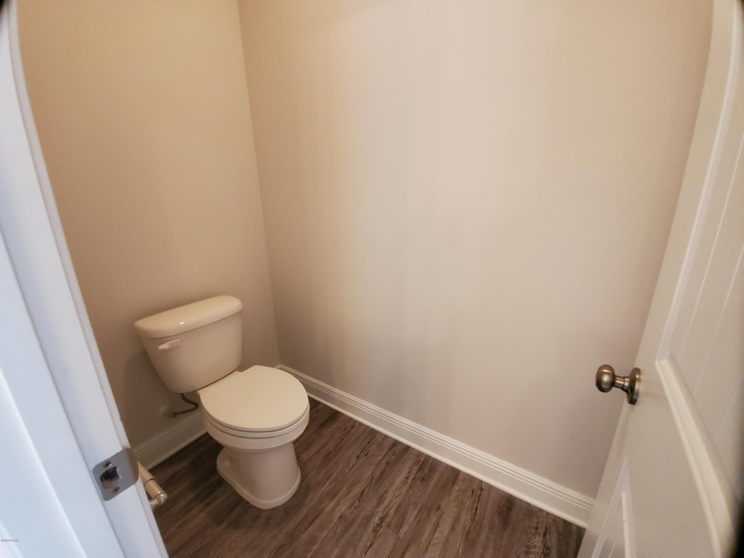 [No Recorded Subdiv] - Residential Lease