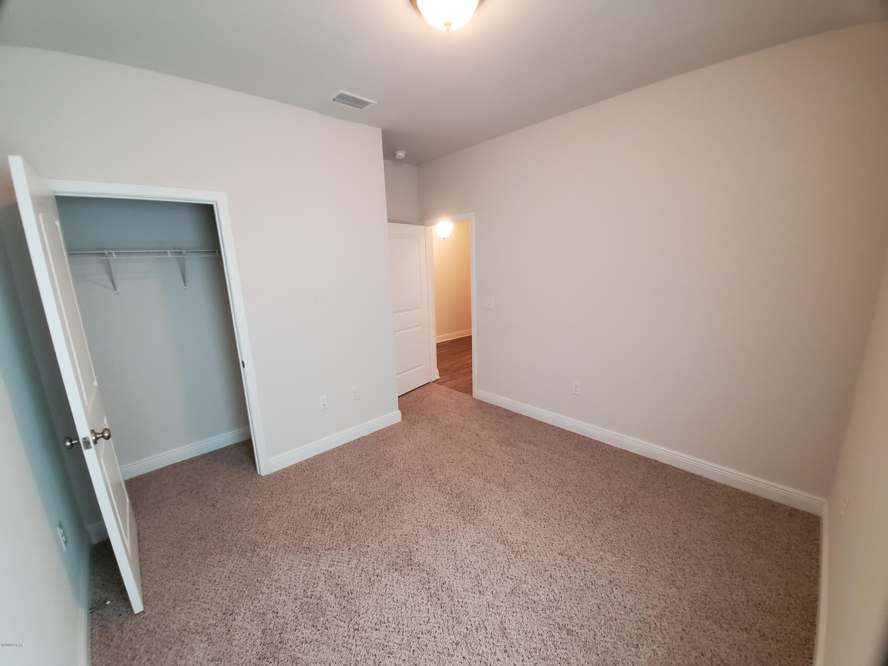 [No Recorded Subdiv] - Residential Lease