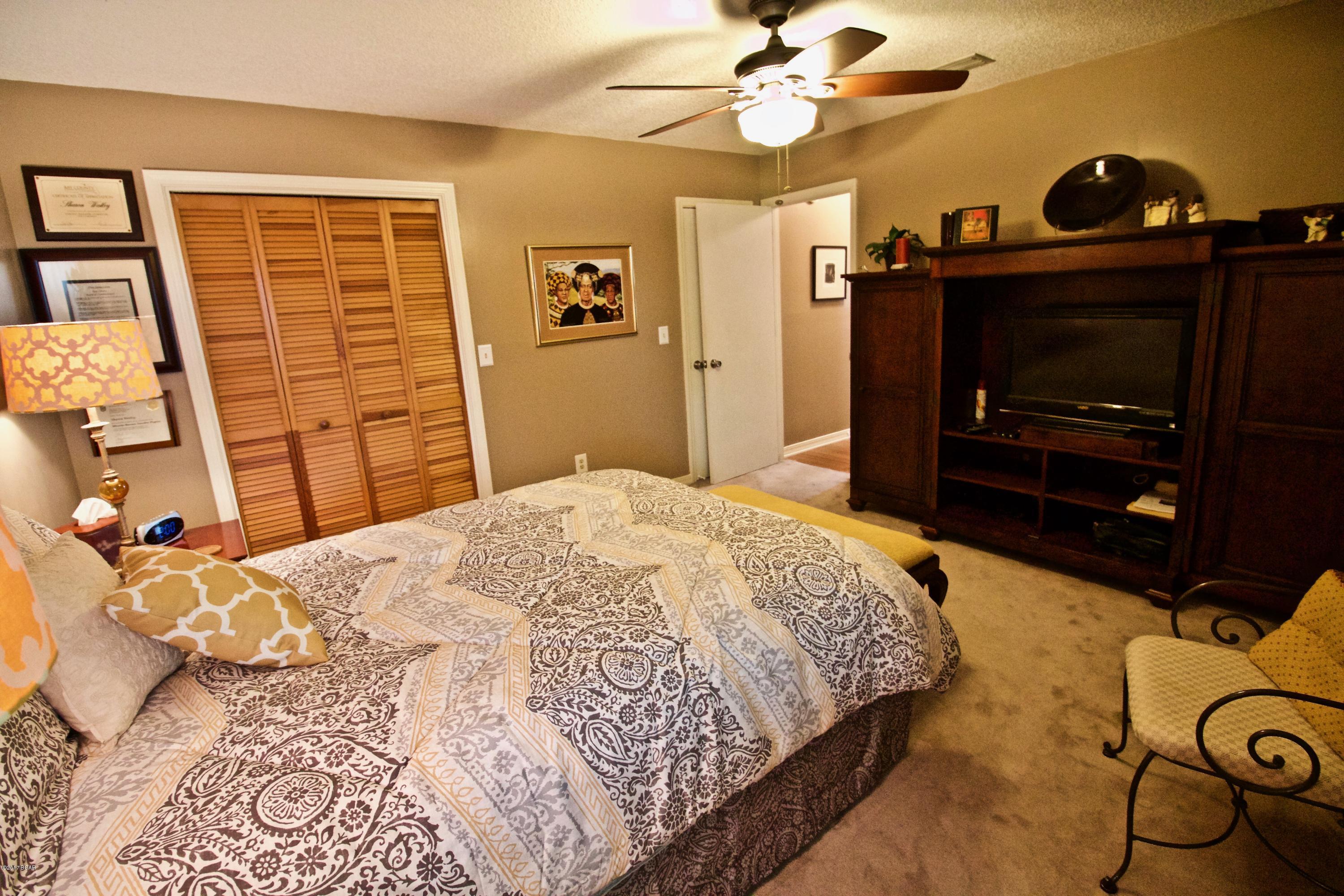 Shadow Bay Unit 2 - Residential