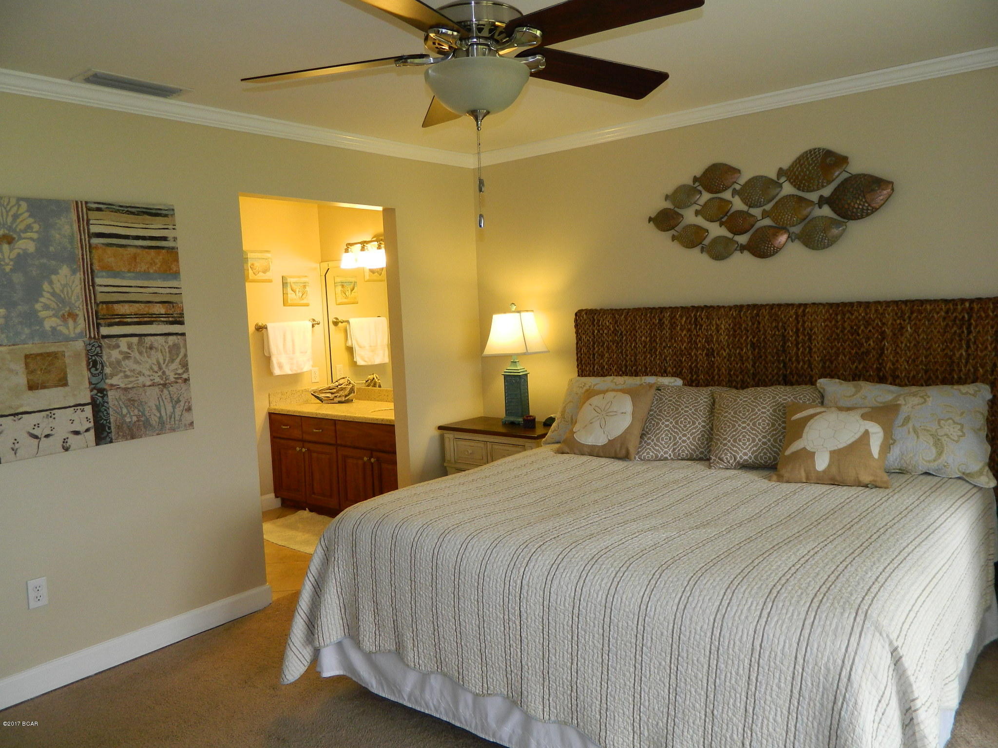 Edgewater Golf Villas V-B - Residential