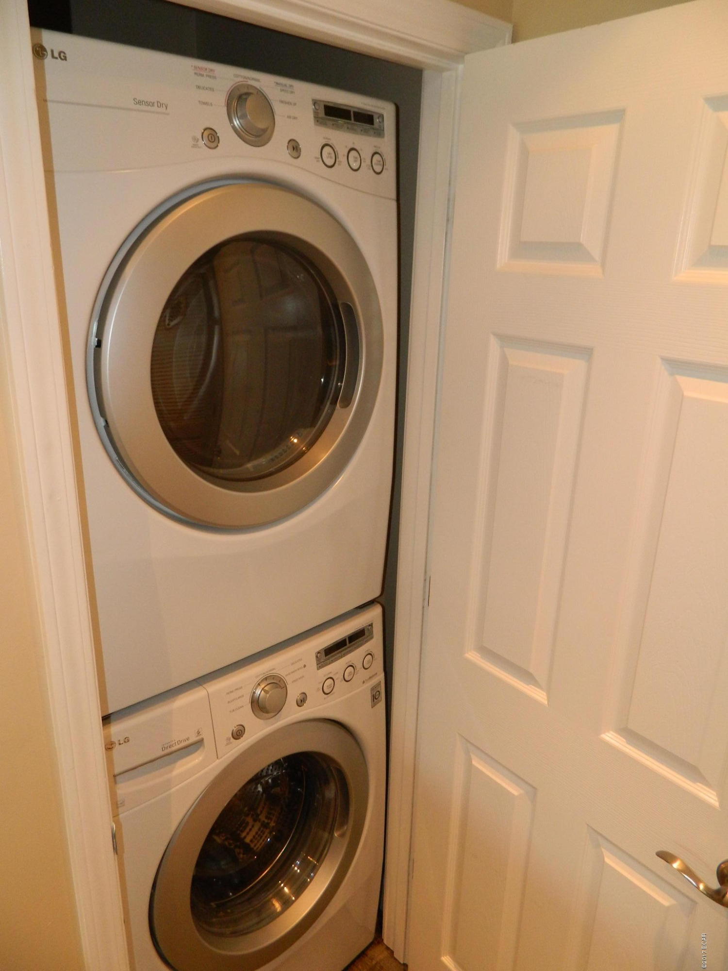 Edgewater Golf Villas V-B - Residential