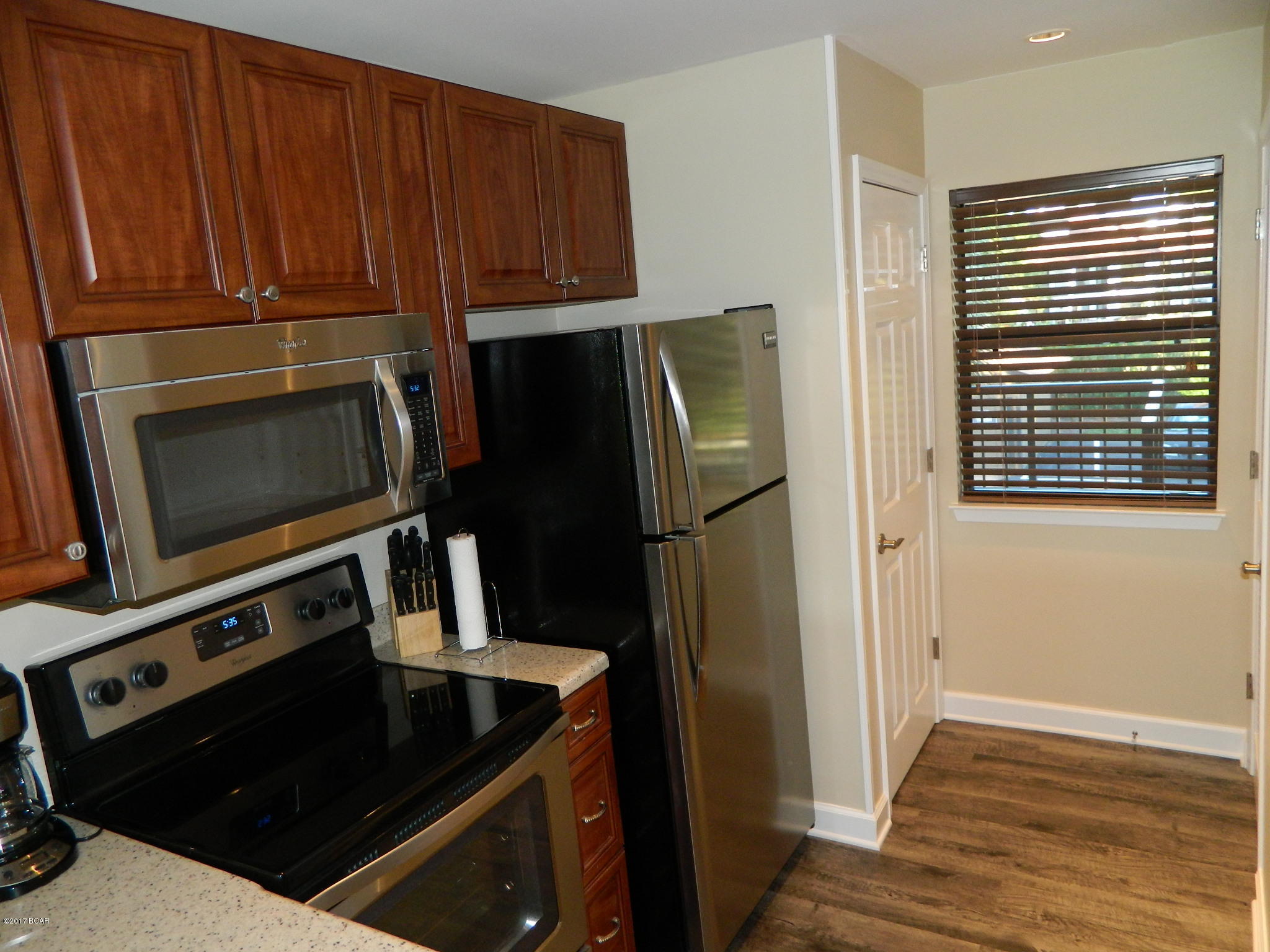 Edgewater Golf Villas V-B - Residential