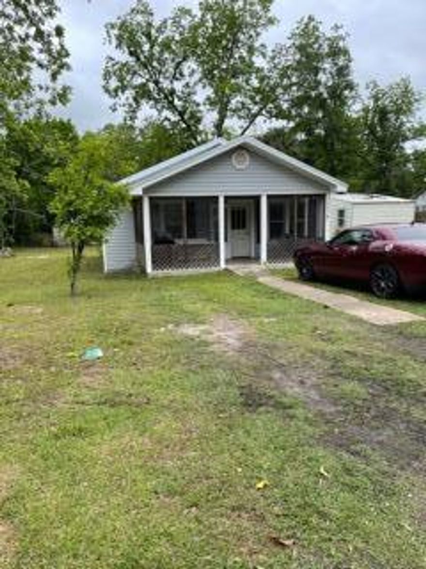 CUTE  and COZY 3BR/1BA home in the city limits of Chipley. LOTS of updates include a metal roof, flooring, interior painting, electrical wiring, and lots more.  Outside includes a nice size lot along with a 16x24 metal shed that has electrical power. Call today to set up your appointment to see it.