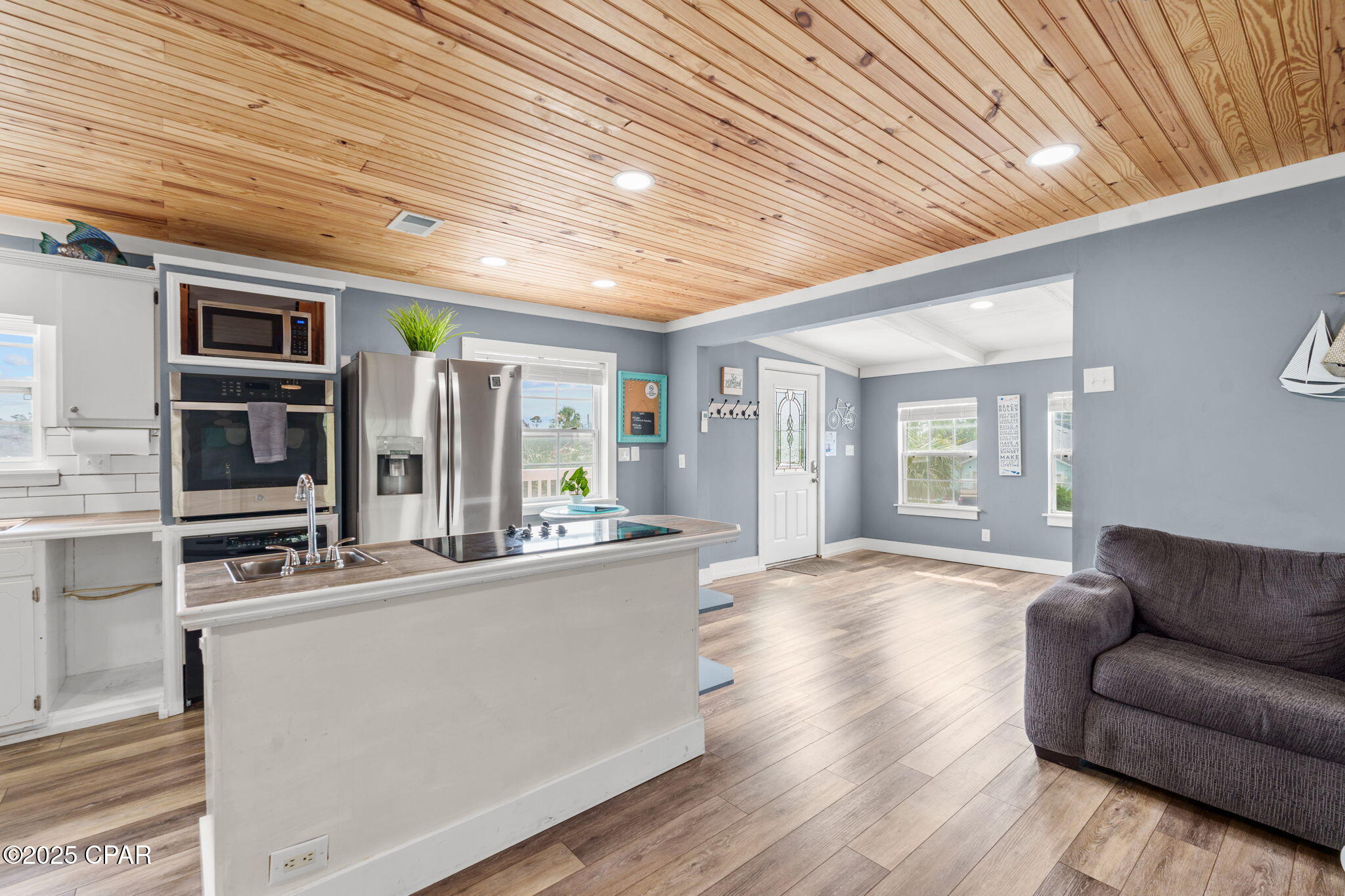 Holiday Beach Unit 13 - Residential