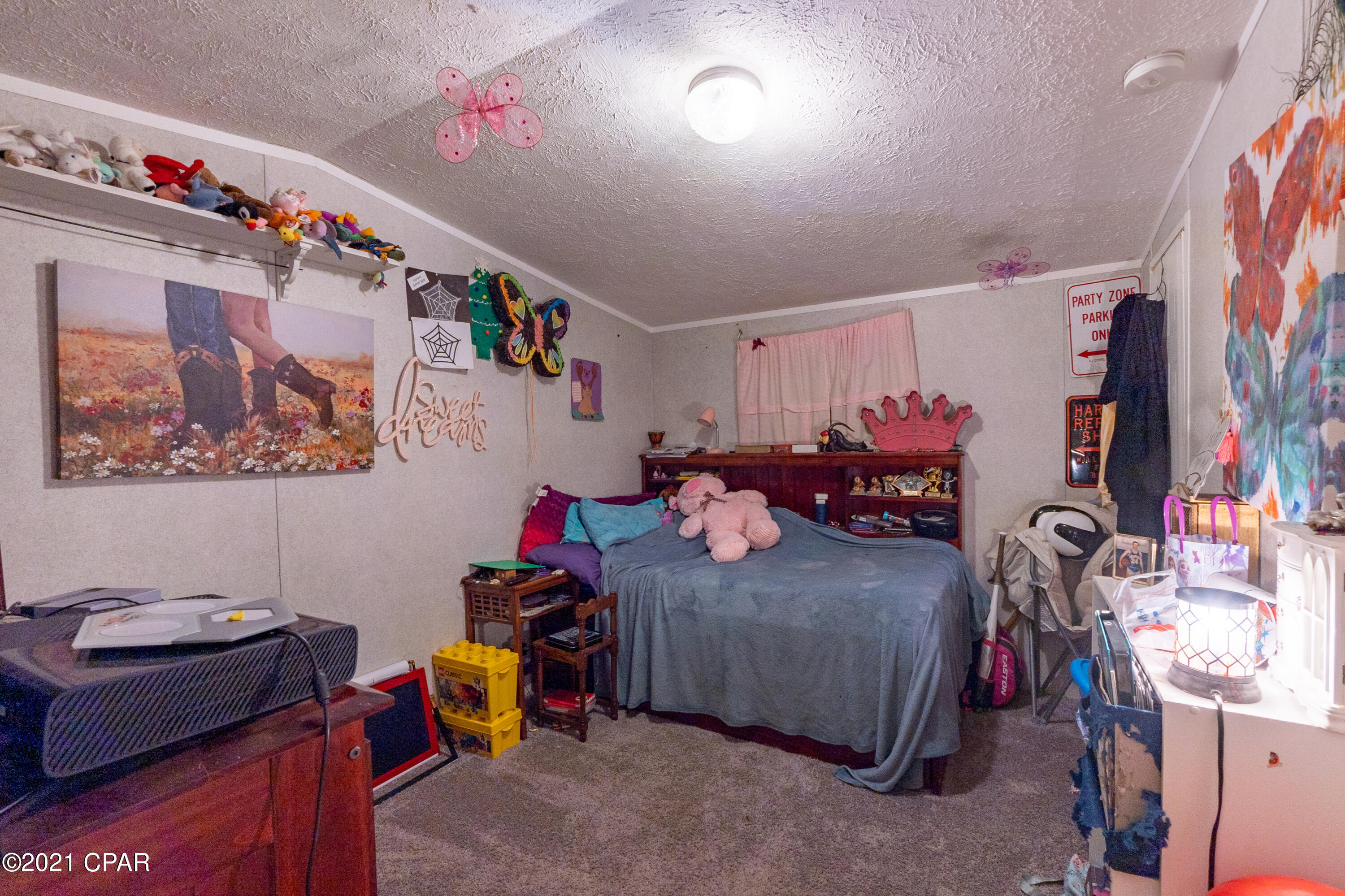 [No Recorded Subdiv] - Residential