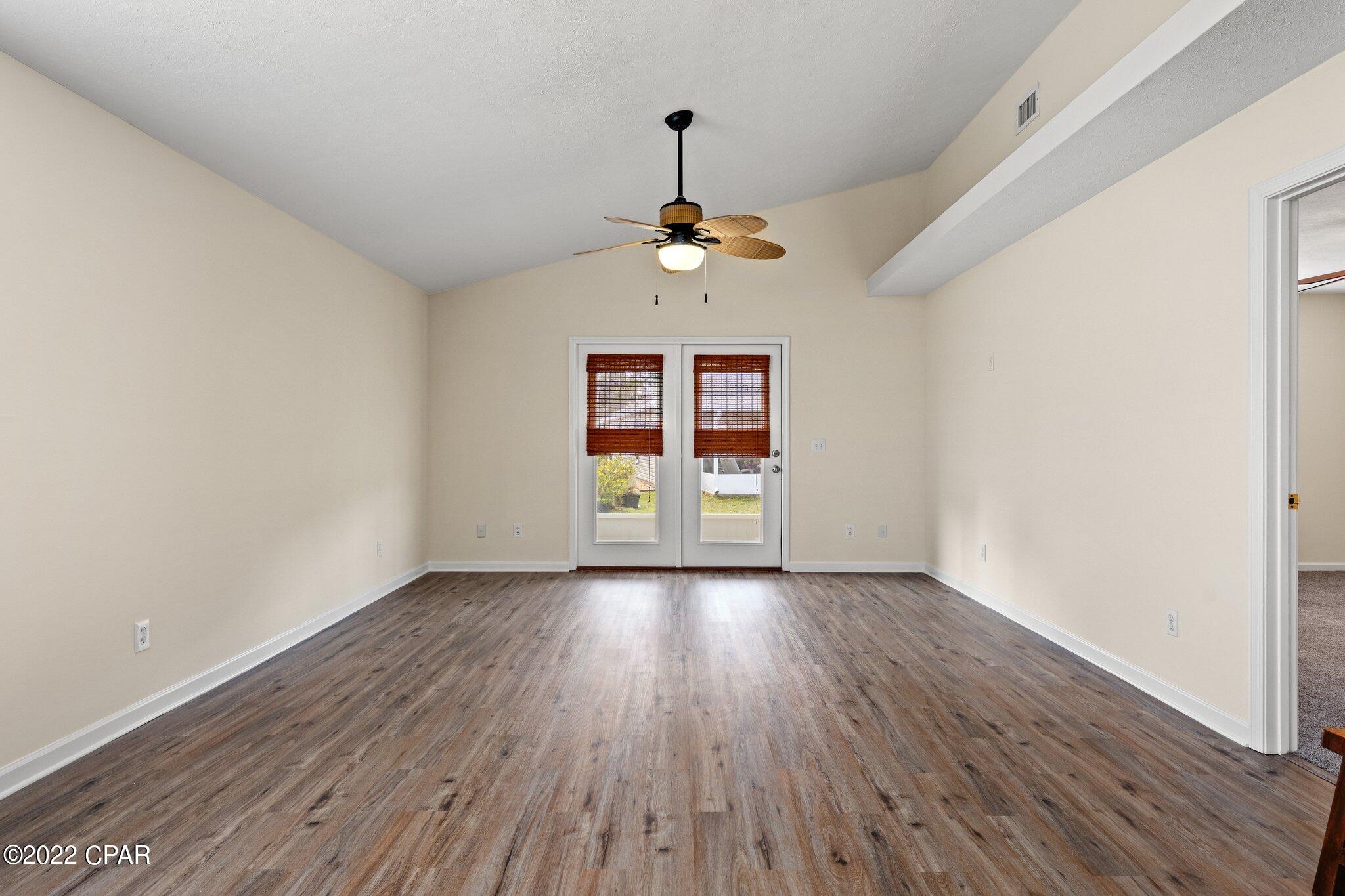 Palm Cove - Residential