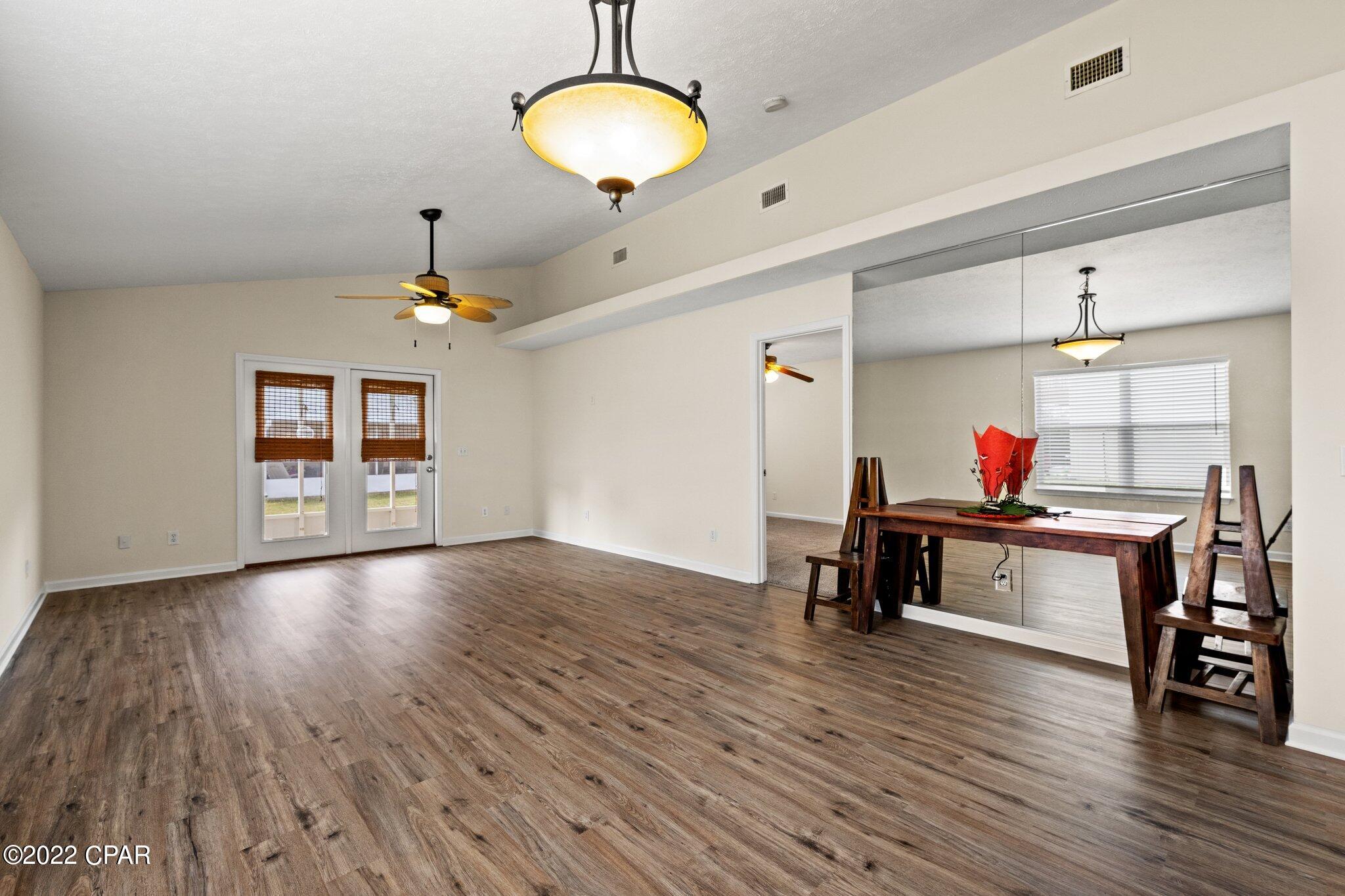 Palm Cove - Residential