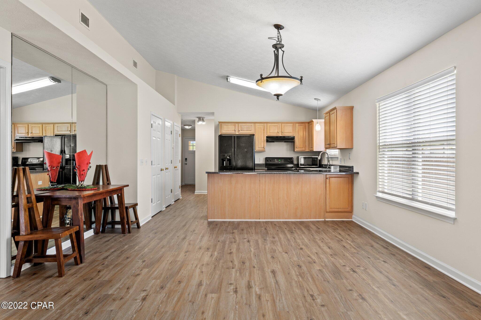 Palm Cove - Residential