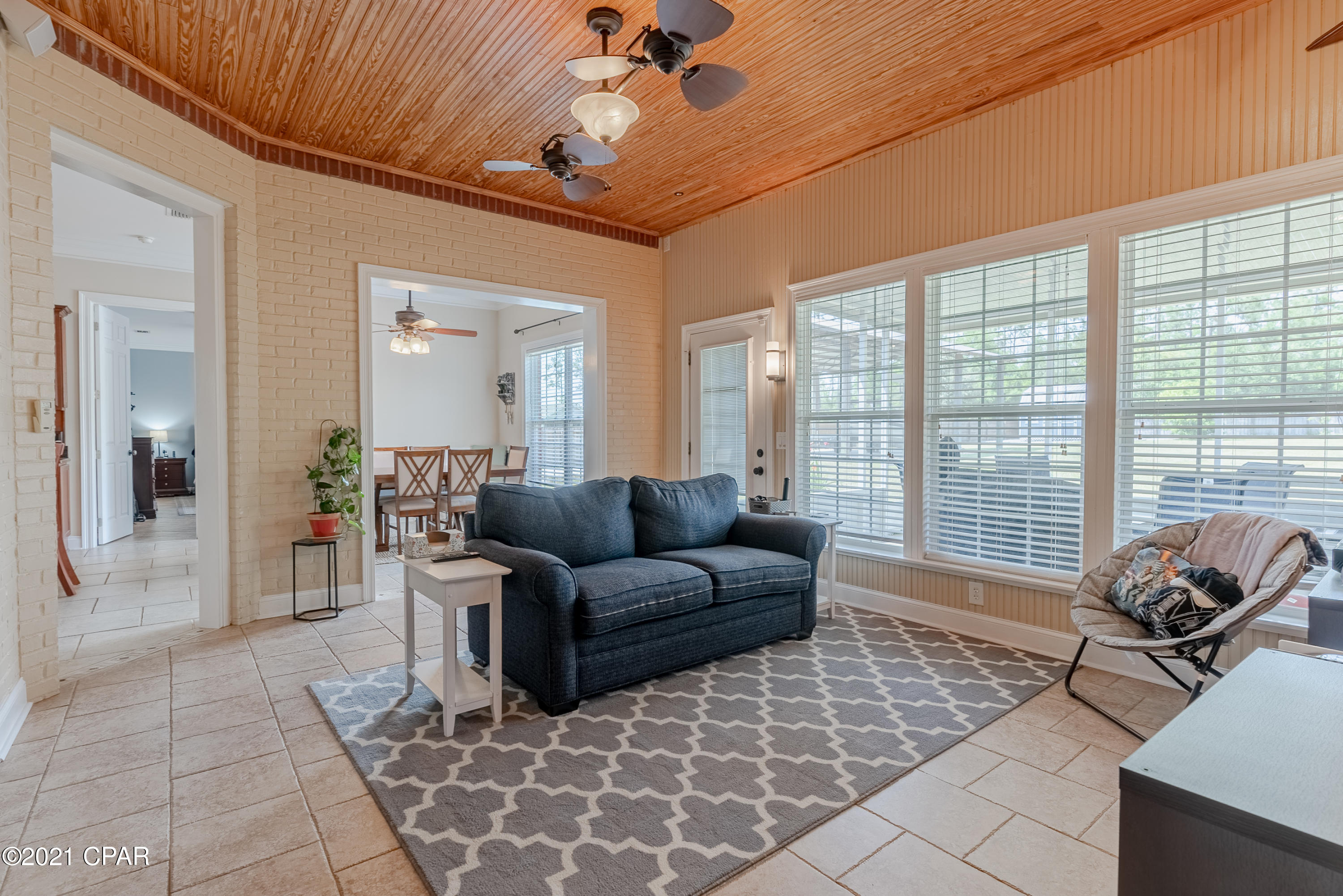 White Oaks - Residential