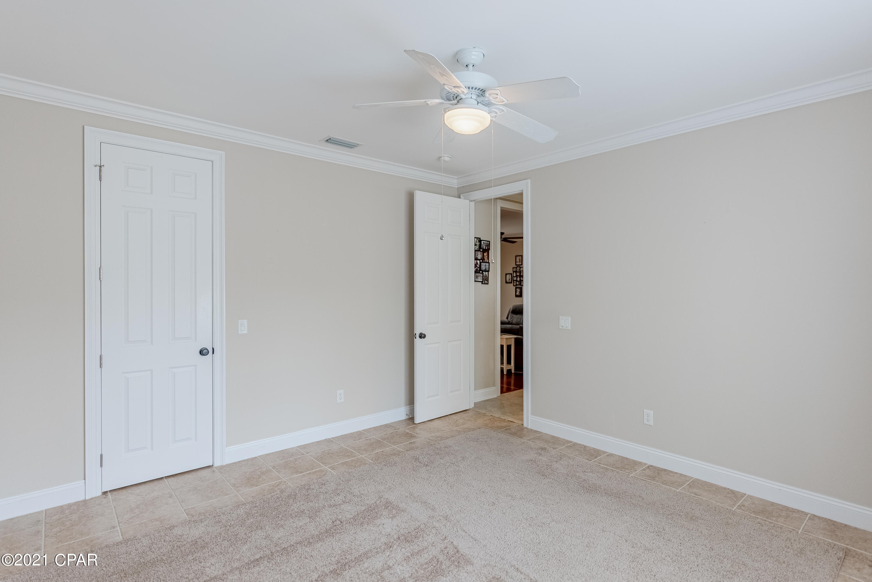 White Oaks - Residential