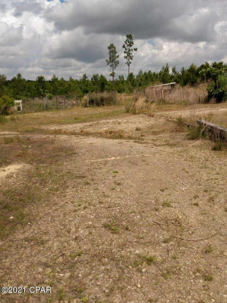 Compass Lake In The Hills - Land