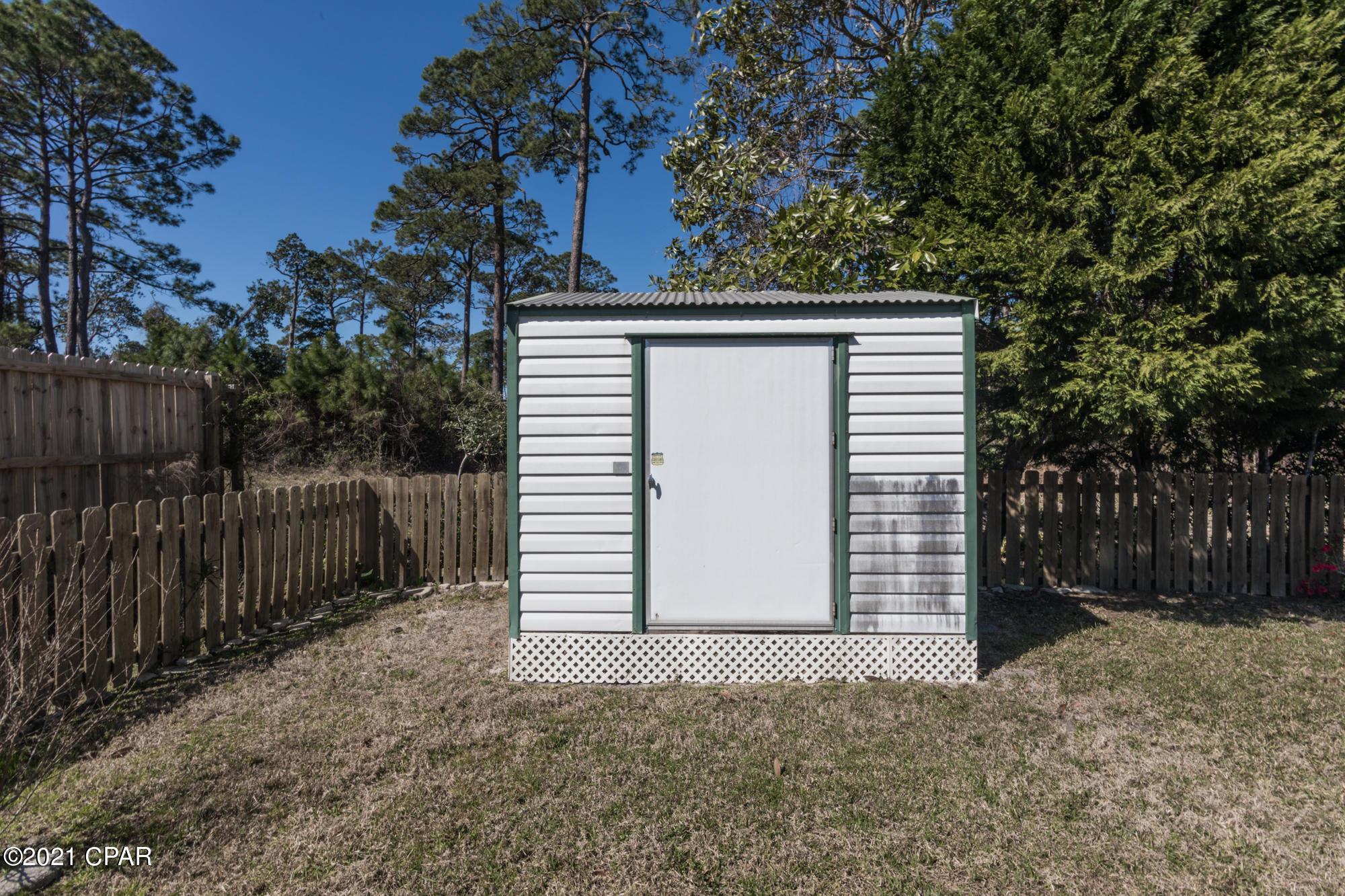 Colony Club - Residential