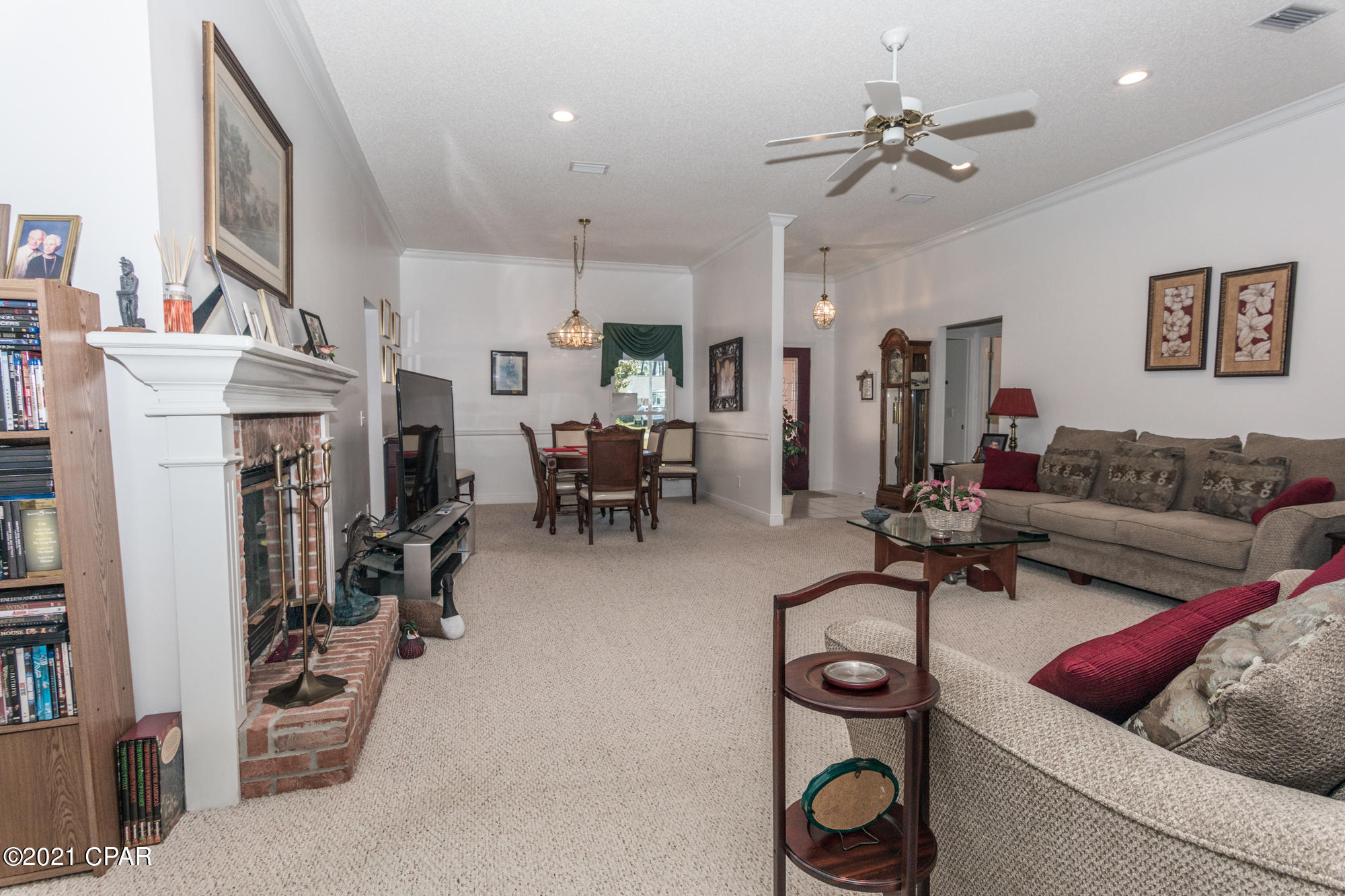 Colony Club - Residential