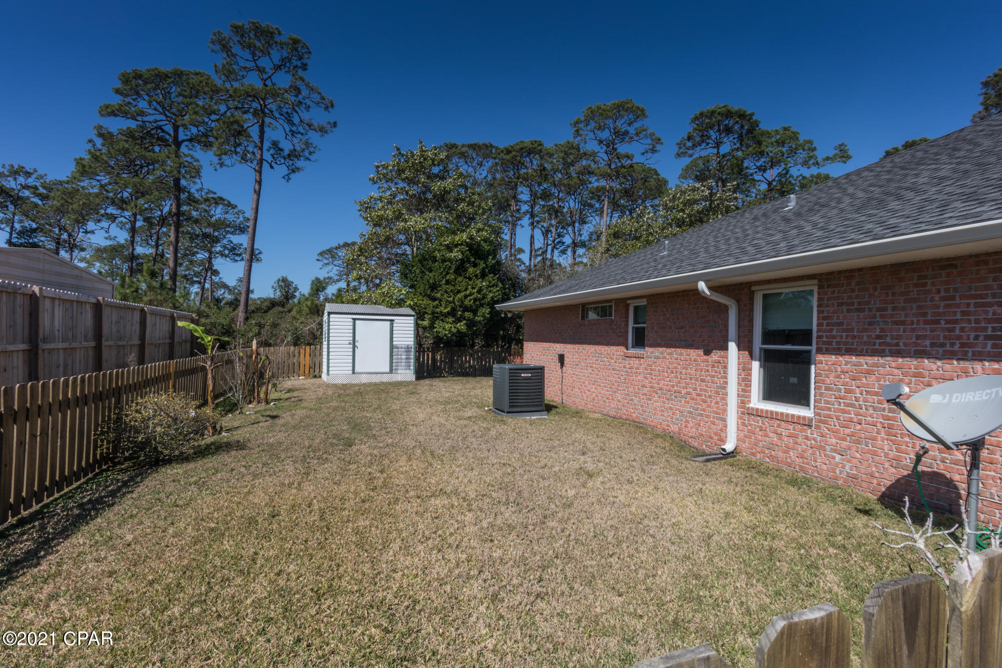 Colony Club - Residential