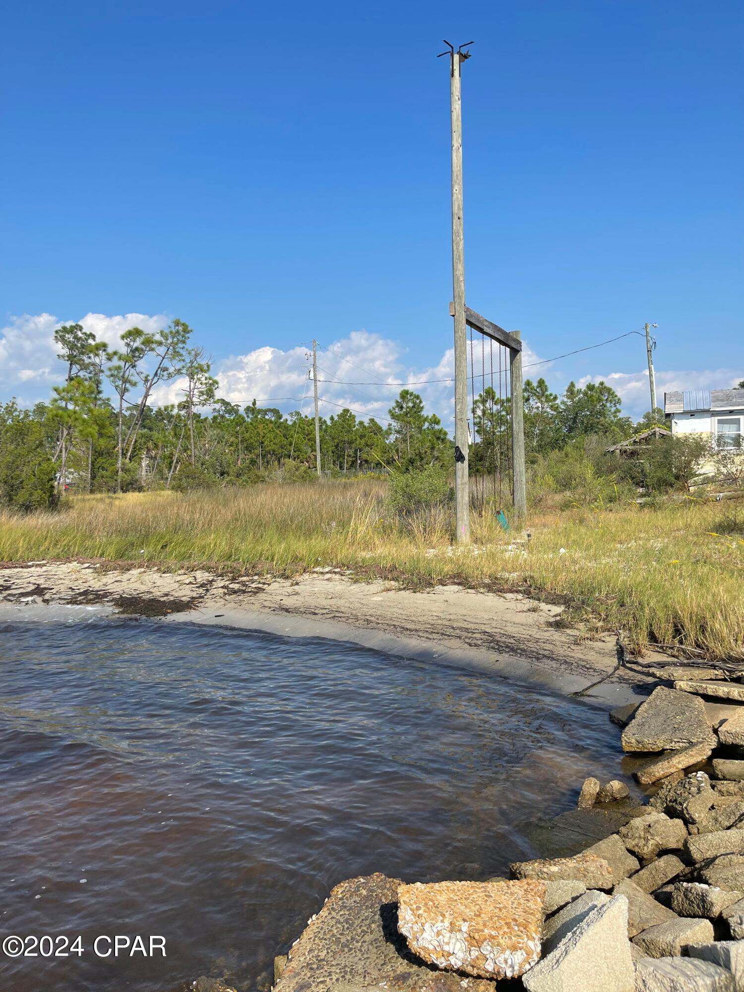 Carrie Bell Pt. - Land