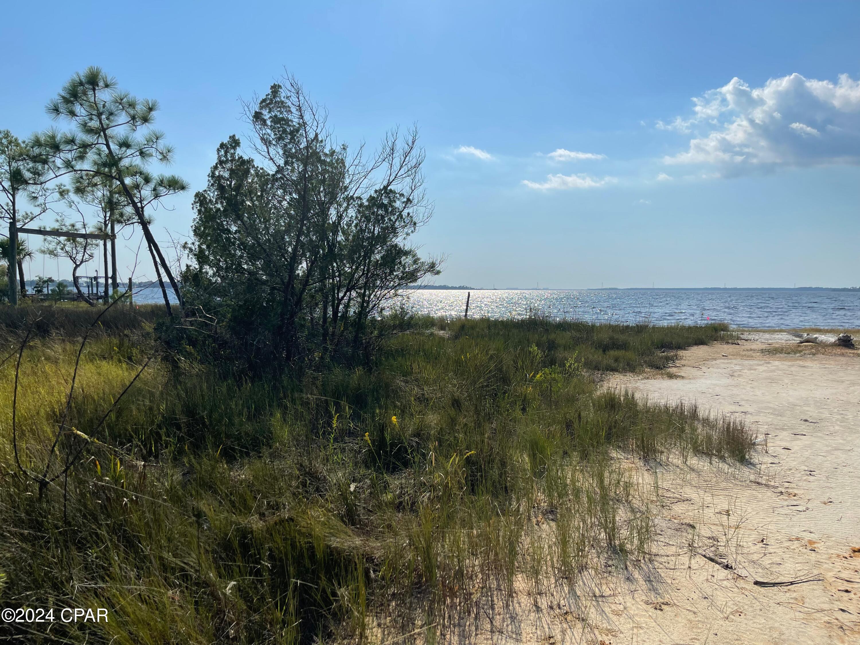 Carrie Bell Pt. - Land