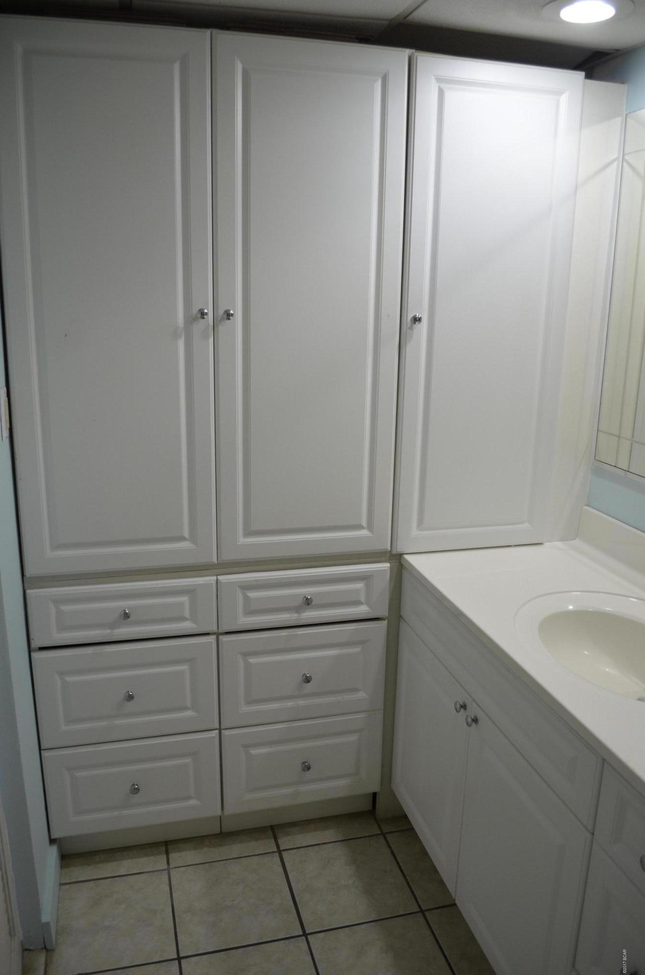 Fontainebleau Terrace - Residential