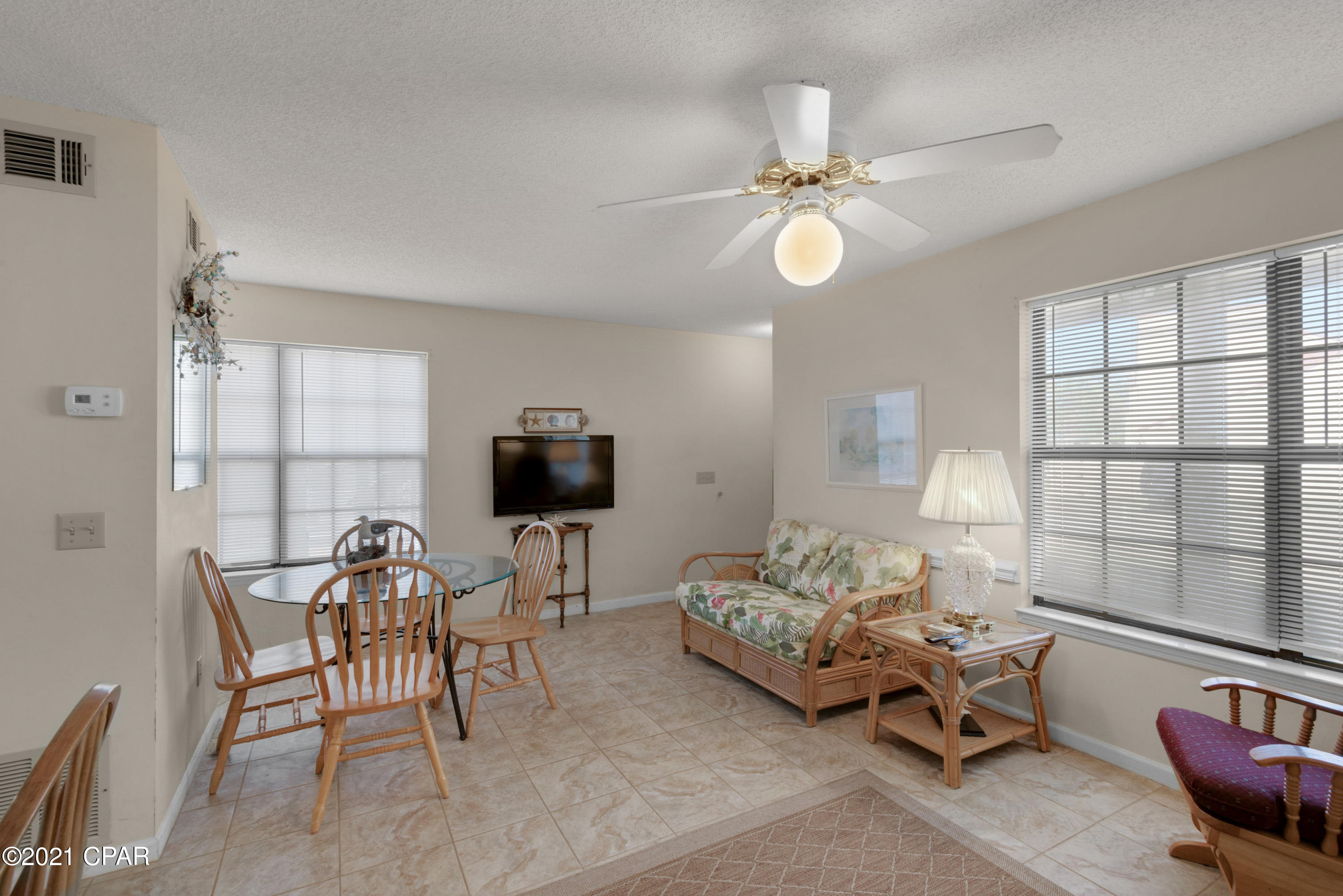 Horizon South XVIII - Residential