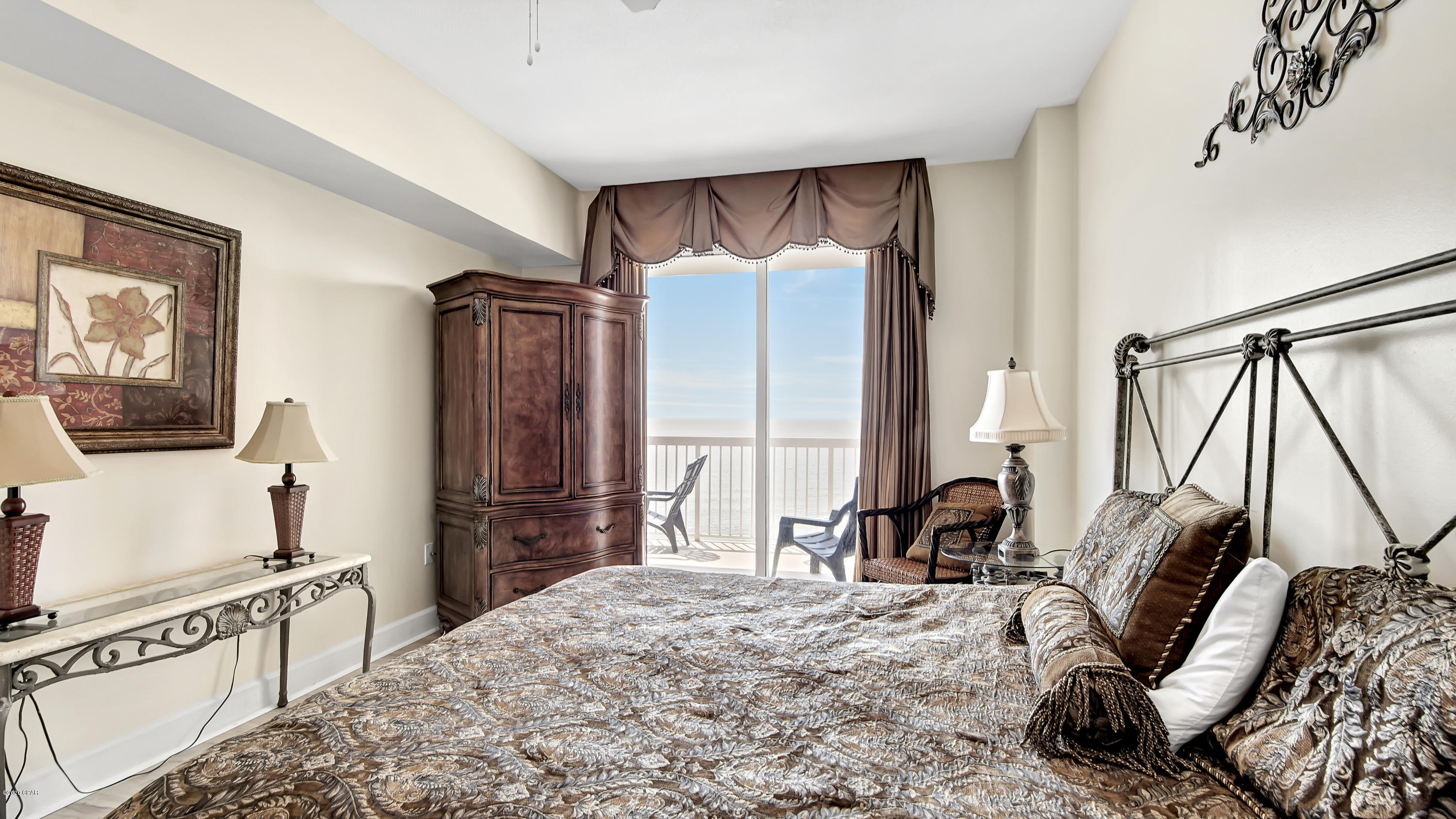 Sunrise Beach - Residential