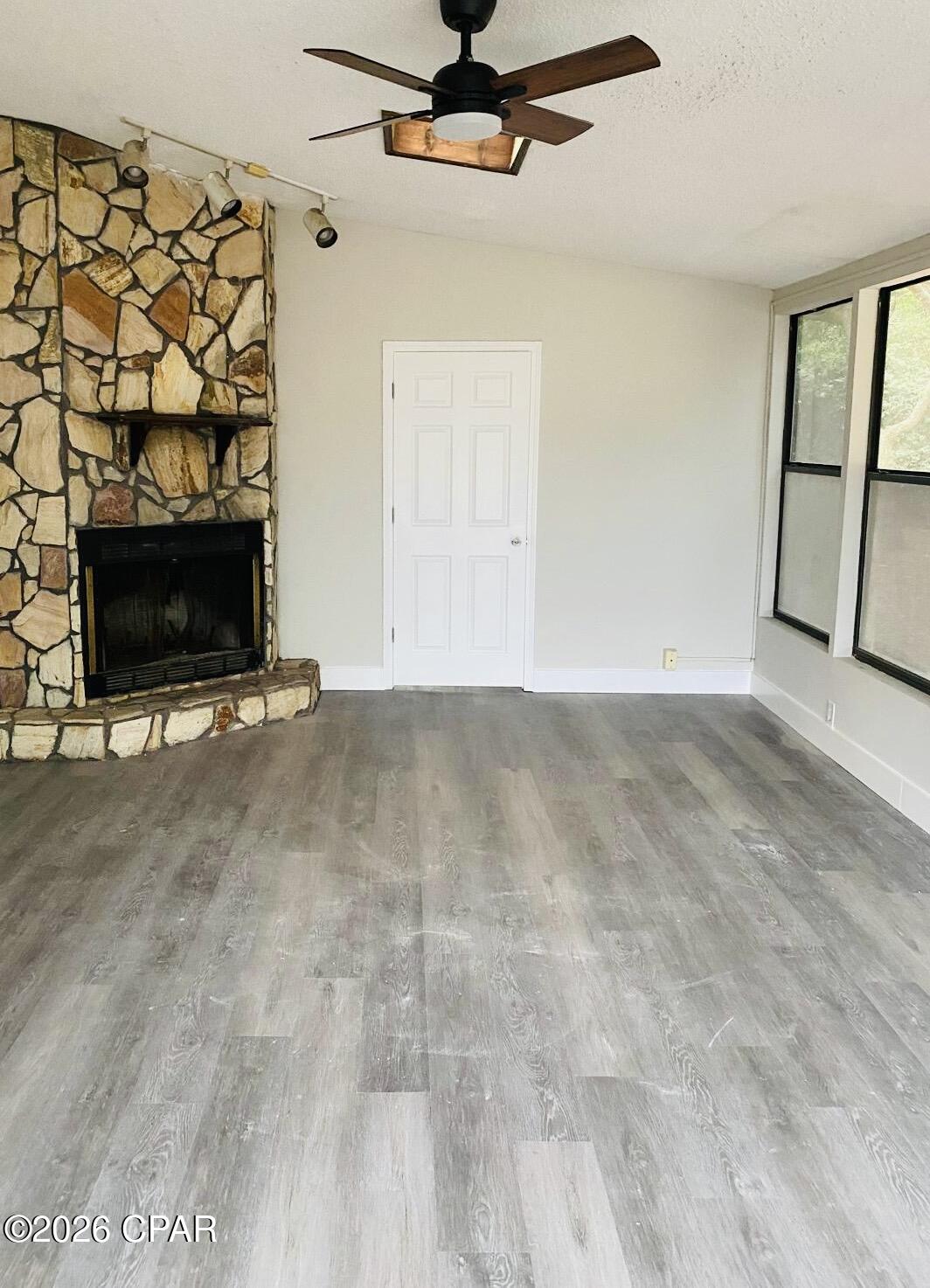 [No Recorded Subdiv] - Residential Lease