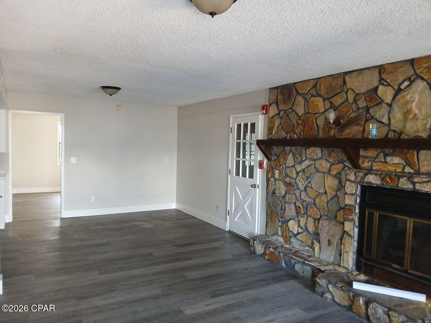 [No Recorded Subdiv] - Residential Lease