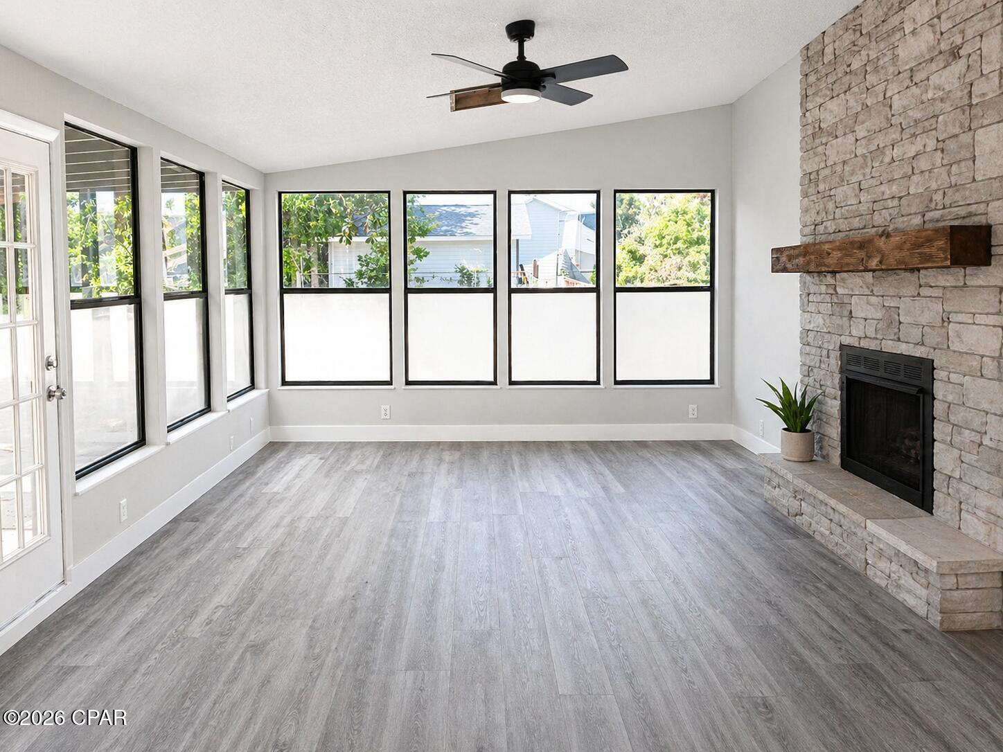 [No Recorded Subdiv] - Residential Lease