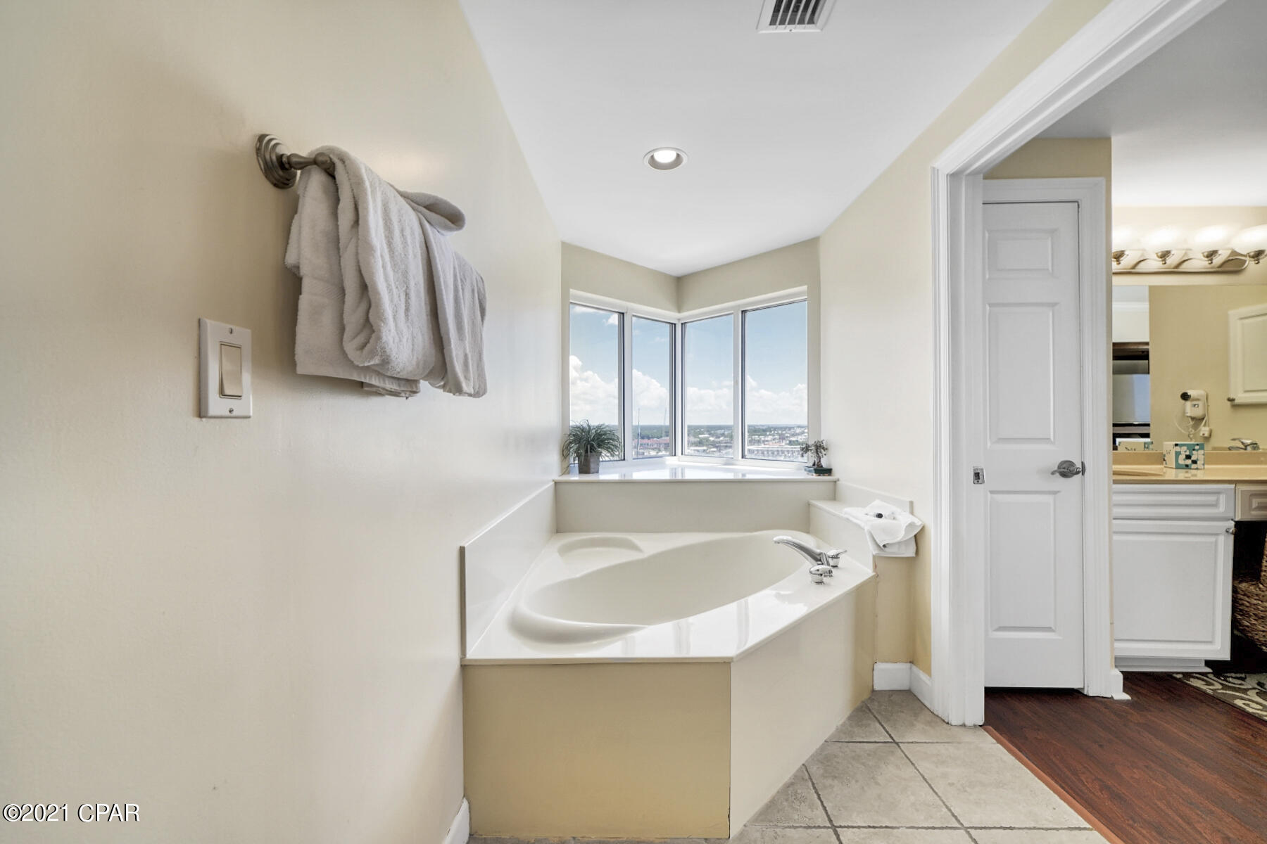 Boardwalk Central - Residential