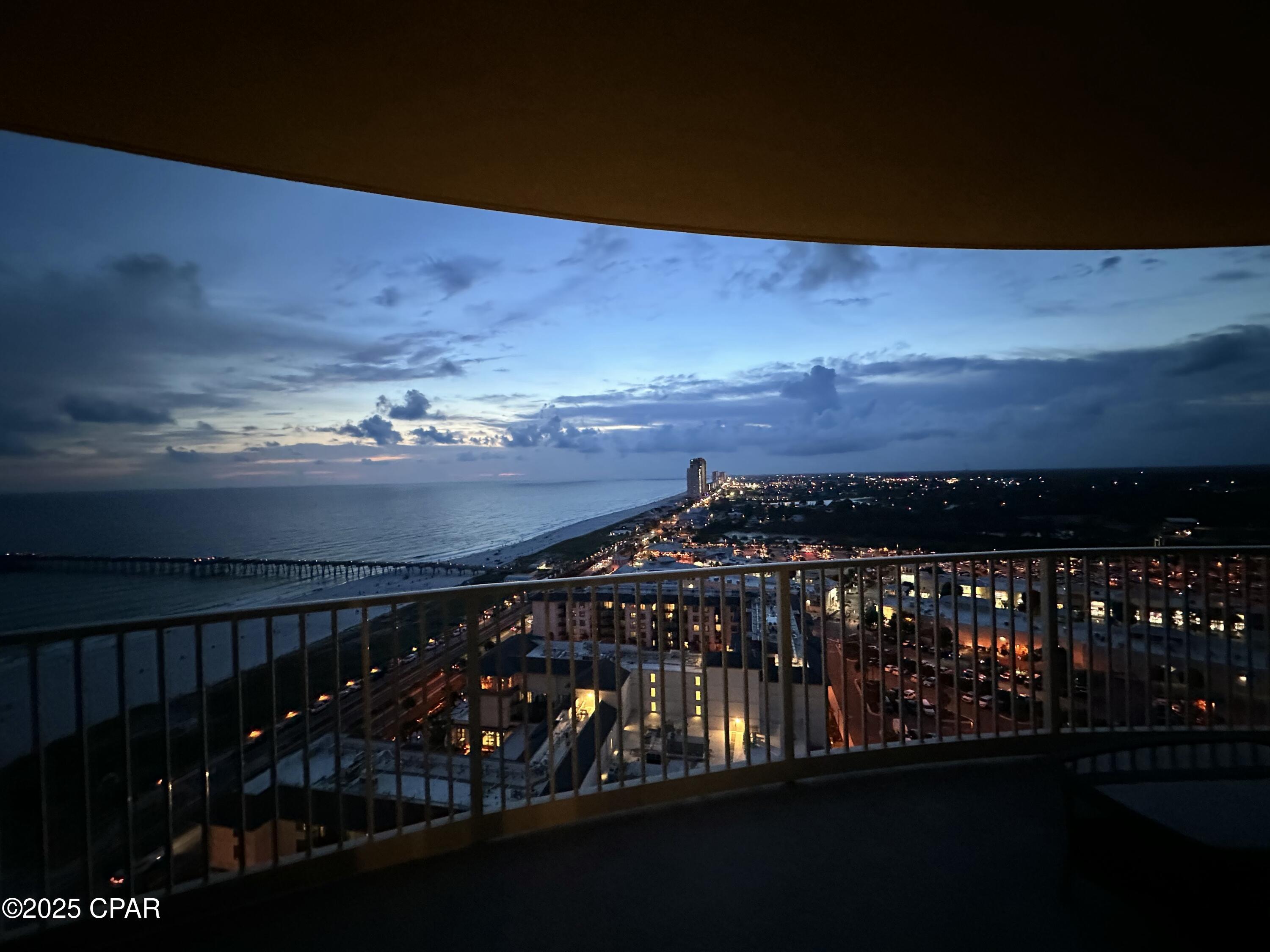 Calypso Towers III - Residential