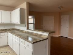 Pine Tree Place Unit 1 - Residential