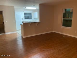 Pine Tree Place Unit 1 - Residential