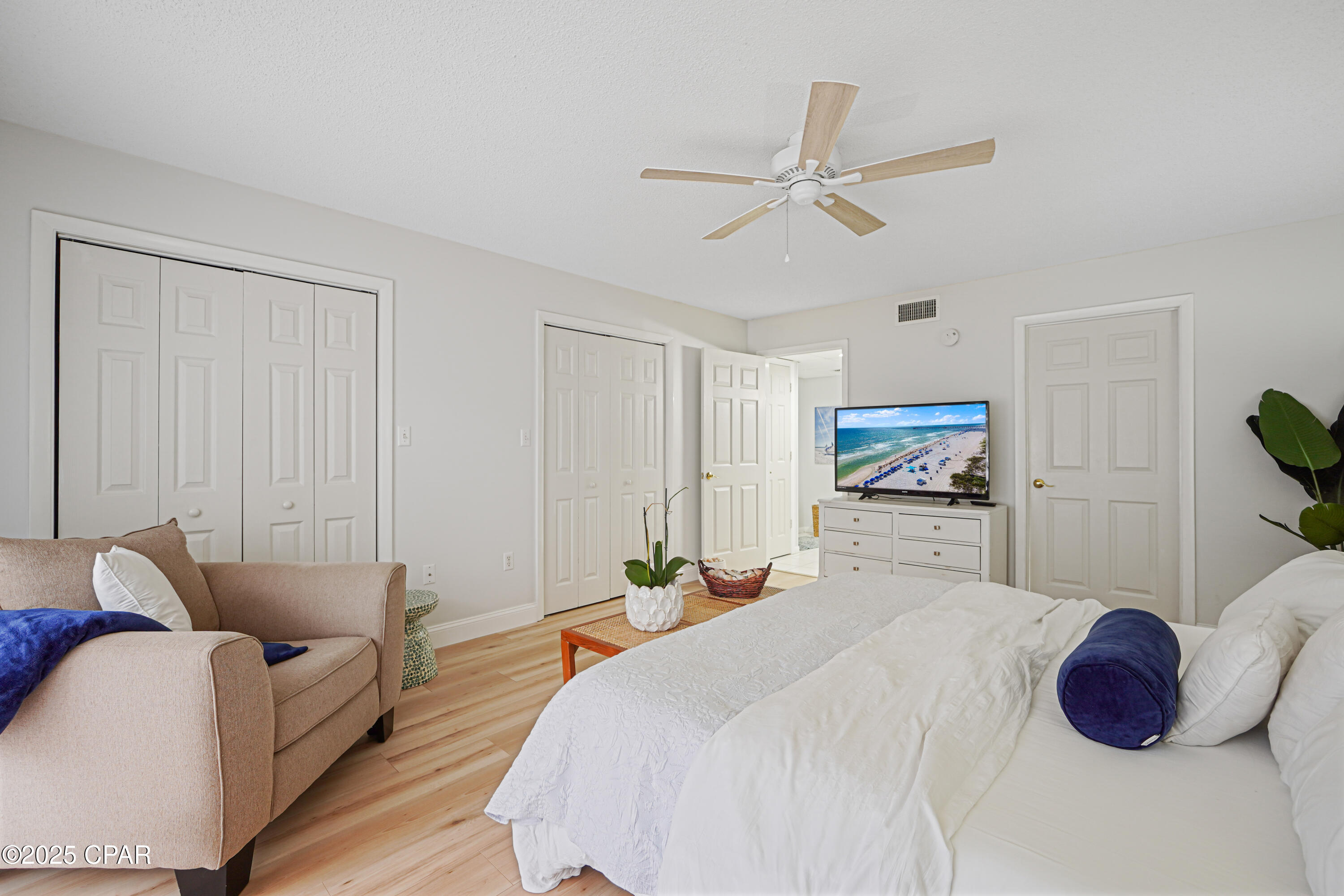 Hombre Golf Village - Residential