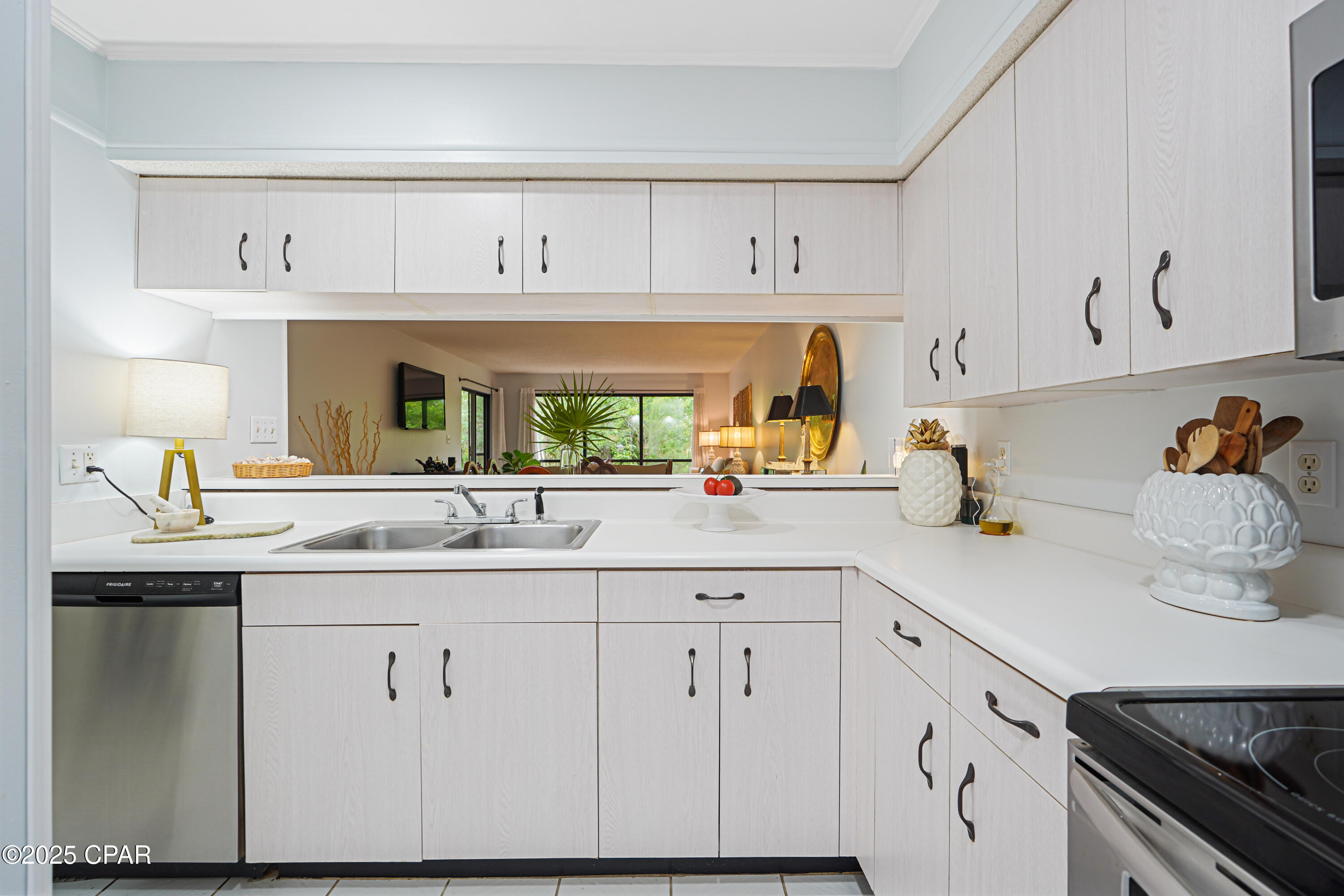 Hombre Golf Village - Residential