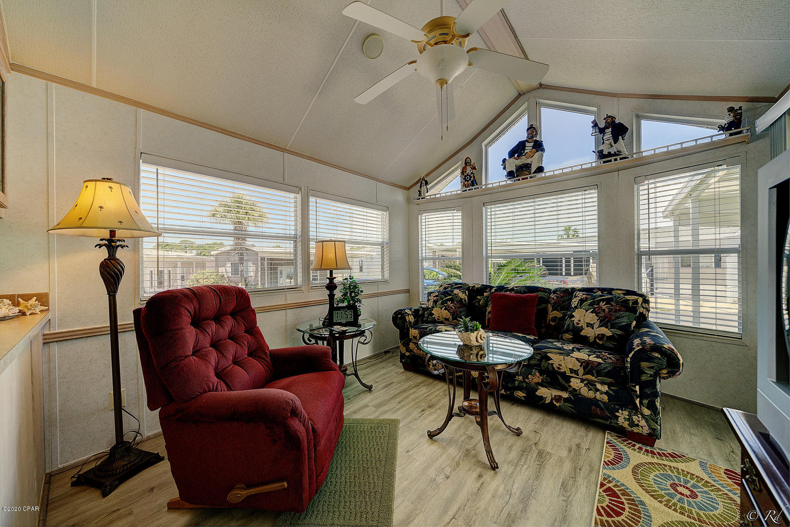 Emerald Pointe Resort - Residential