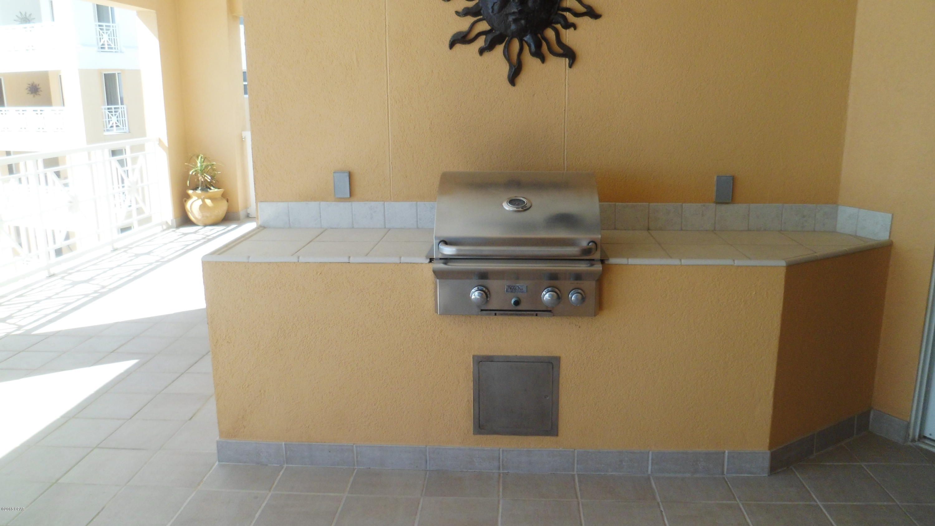 En Soleil Condo - Residential