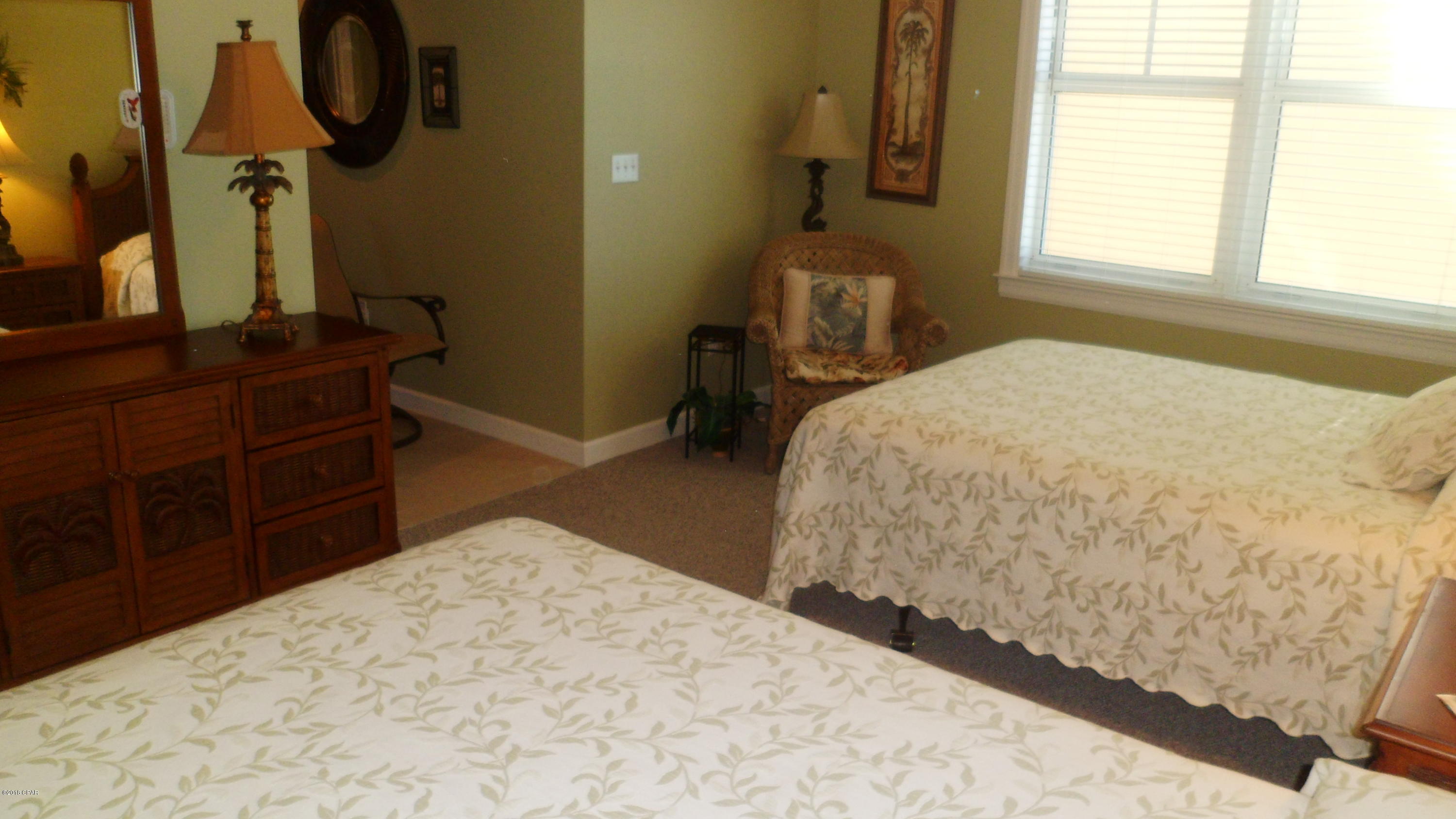 En Soleil Condo - Residential