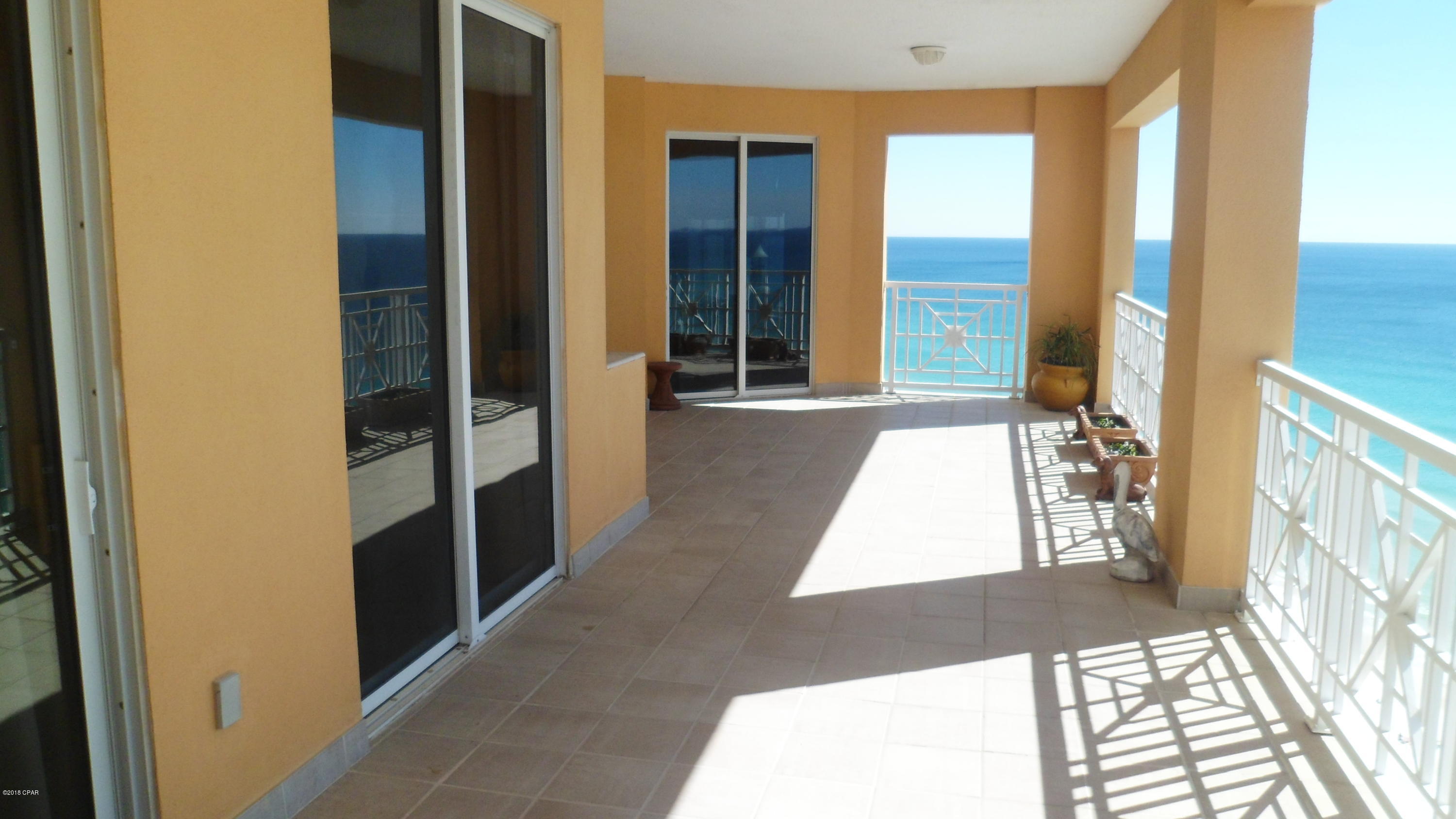 En Soleil Condo - Residential