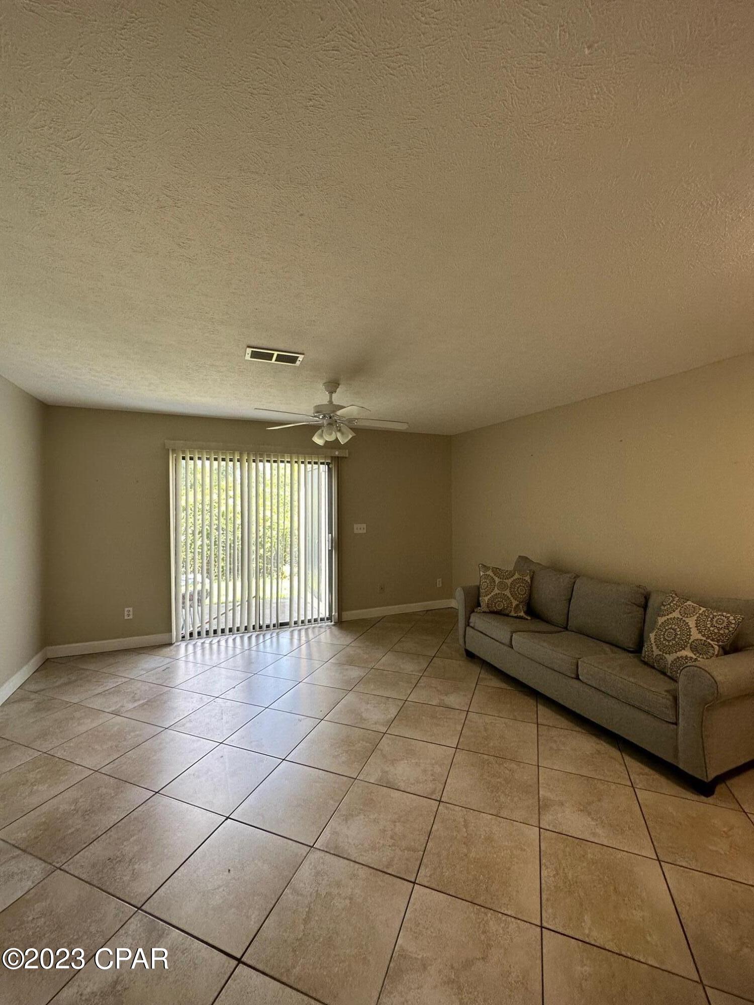 Meadowbrook Estates - Residential