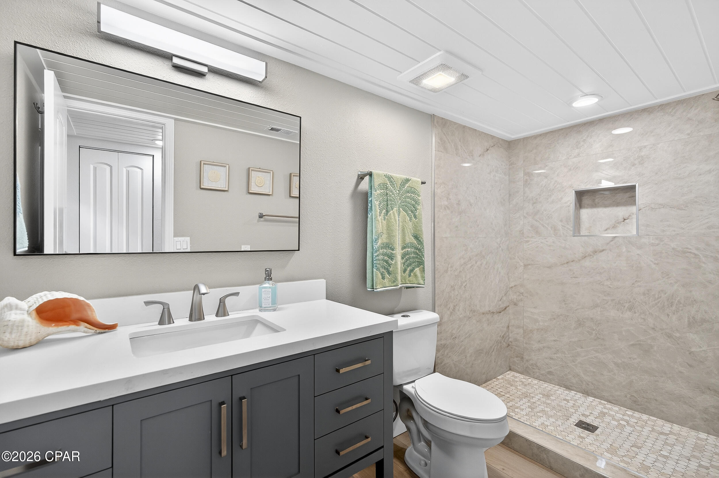 Shores Townhouses - Residential