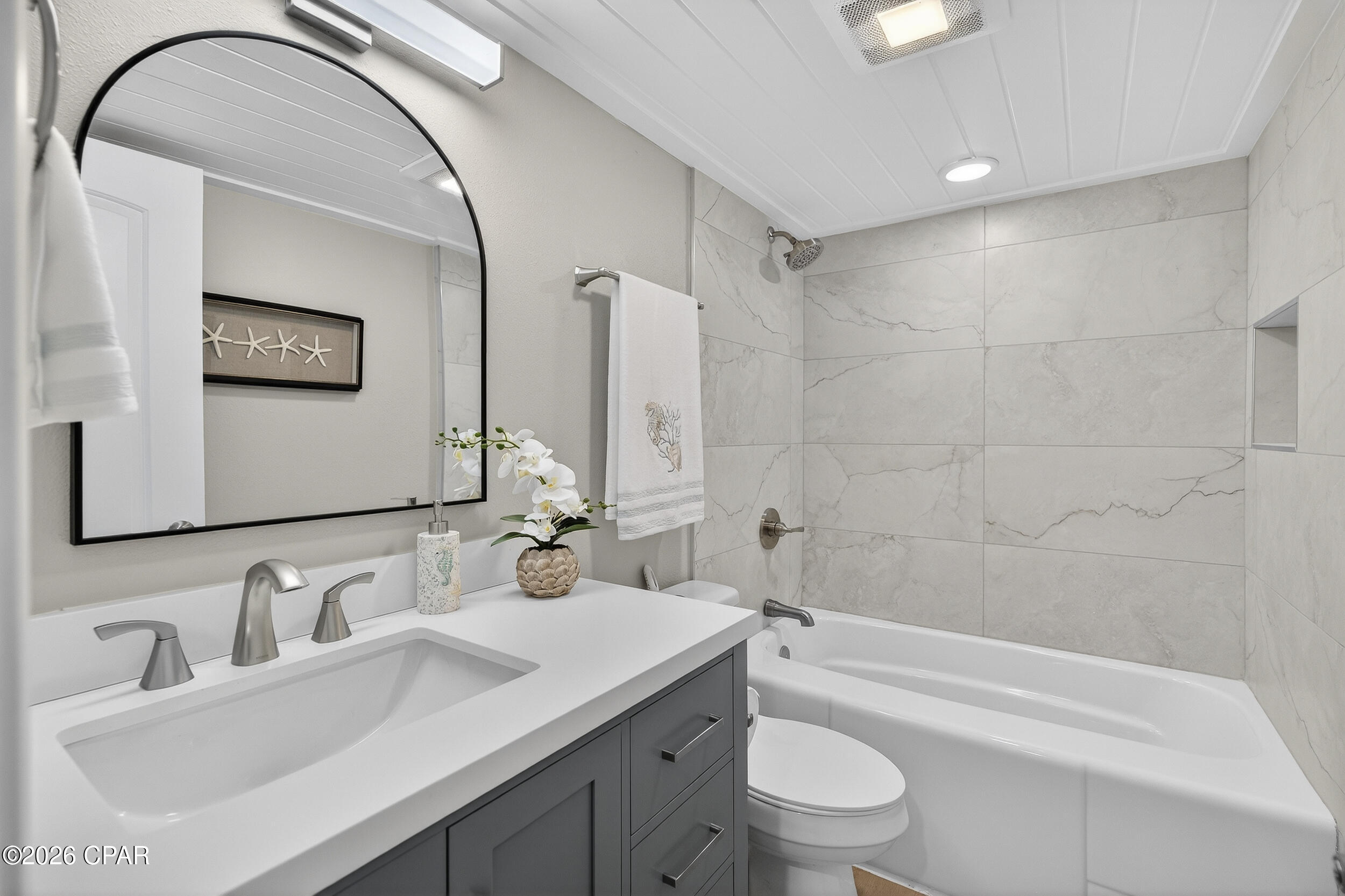 Shores Townhouses - Residential